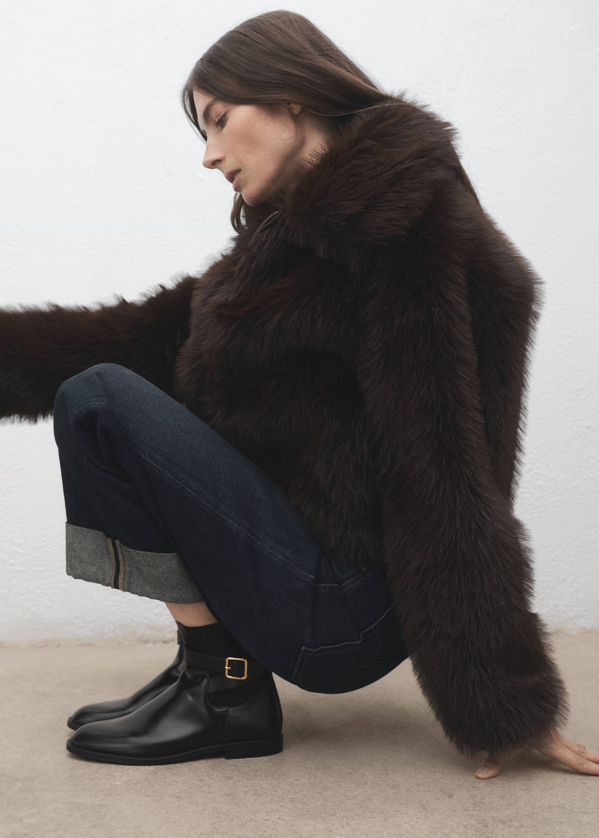 Ankle boots with elastic panel and buckle - Details of the article 9