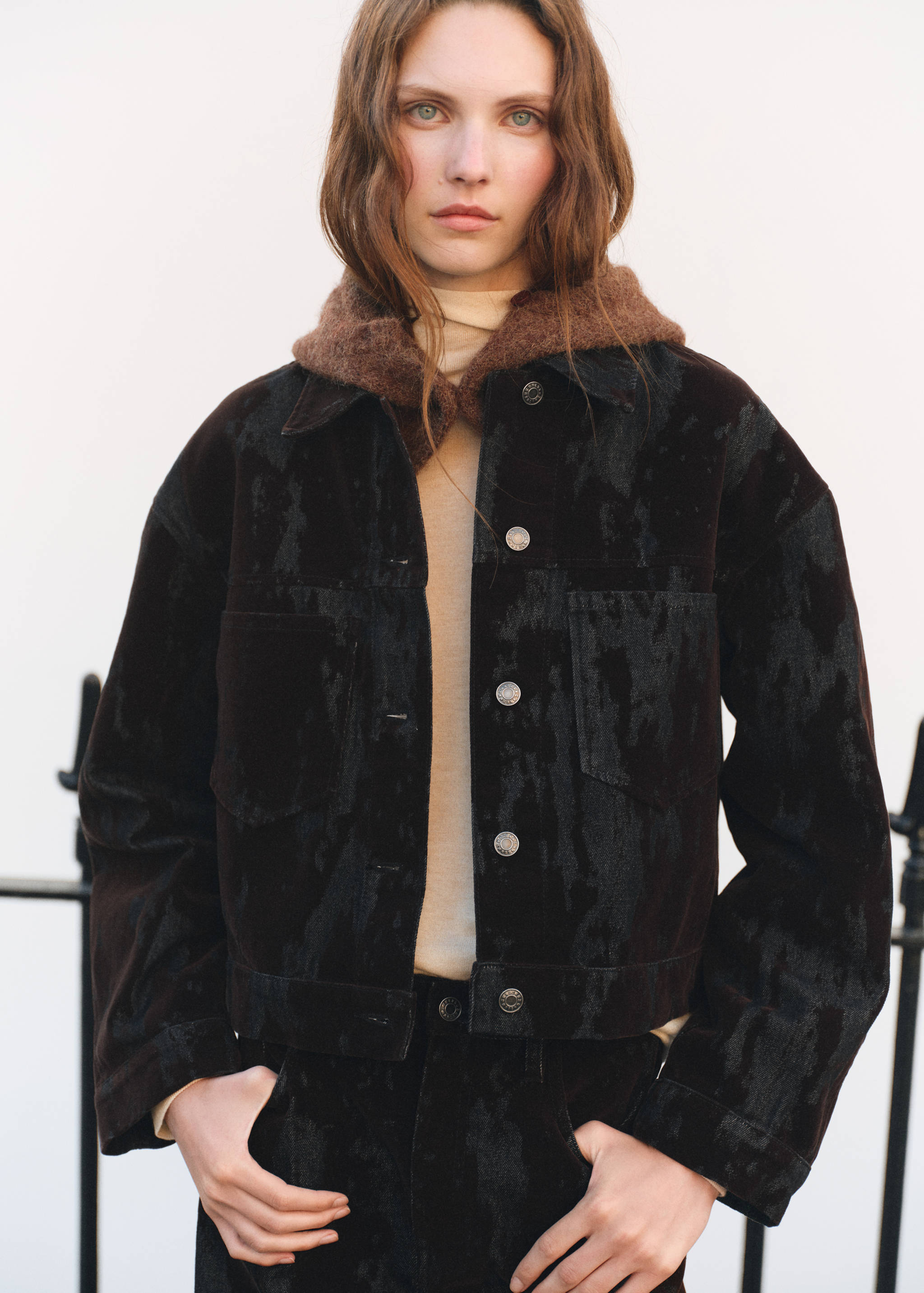 Blusão de ganga dévoré - Plano médio