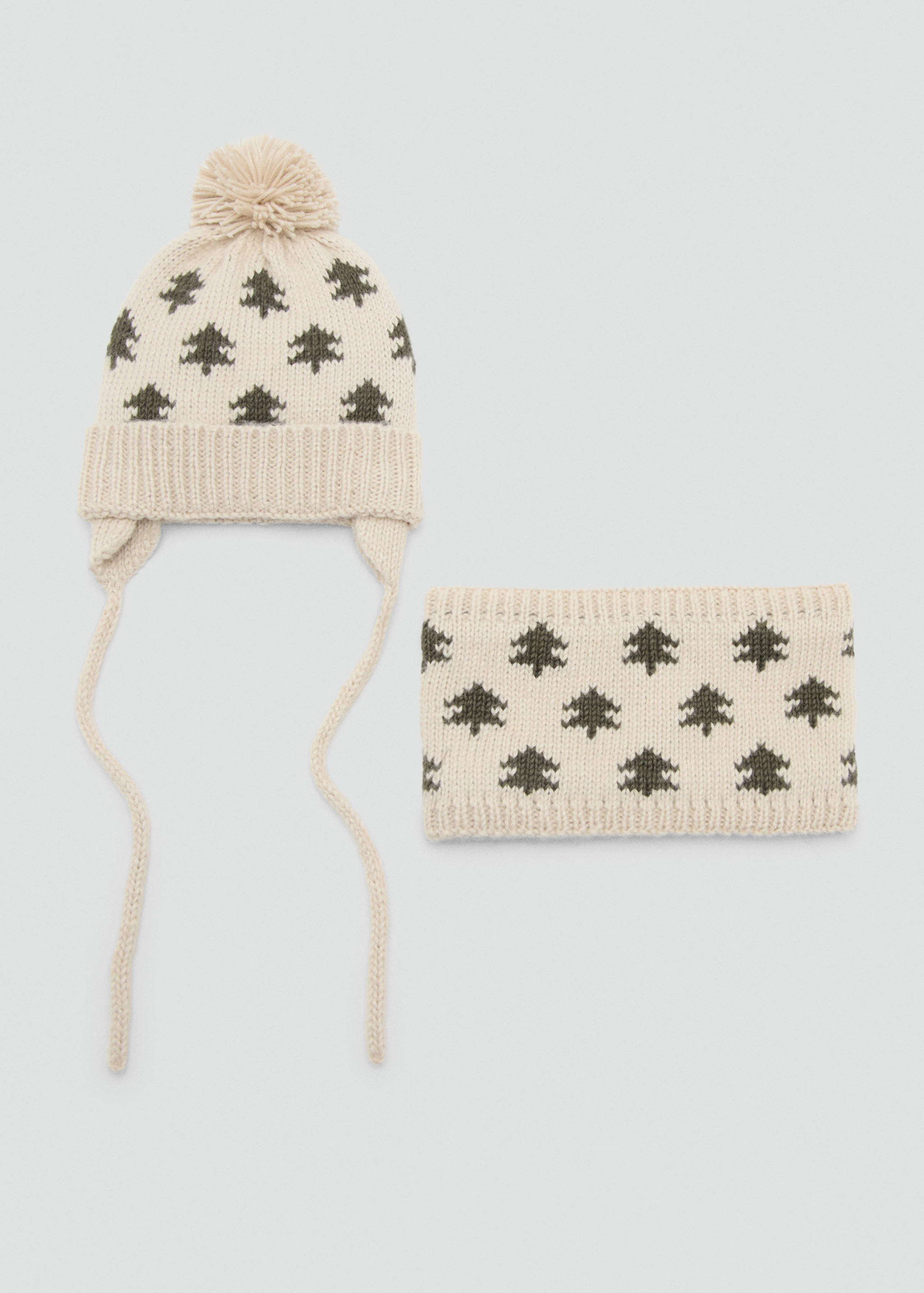 Embroidered knitted scarf - Details of the article 2