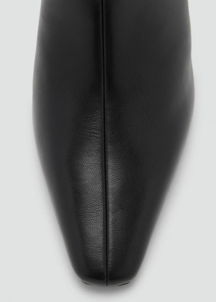 High heel boots — Black