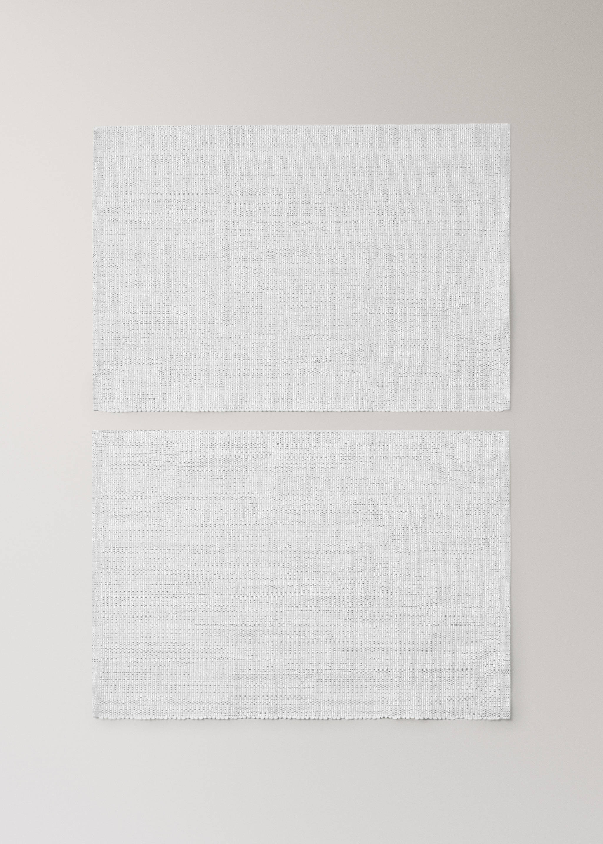 Cotton placemats with metallised fibre - Article without model