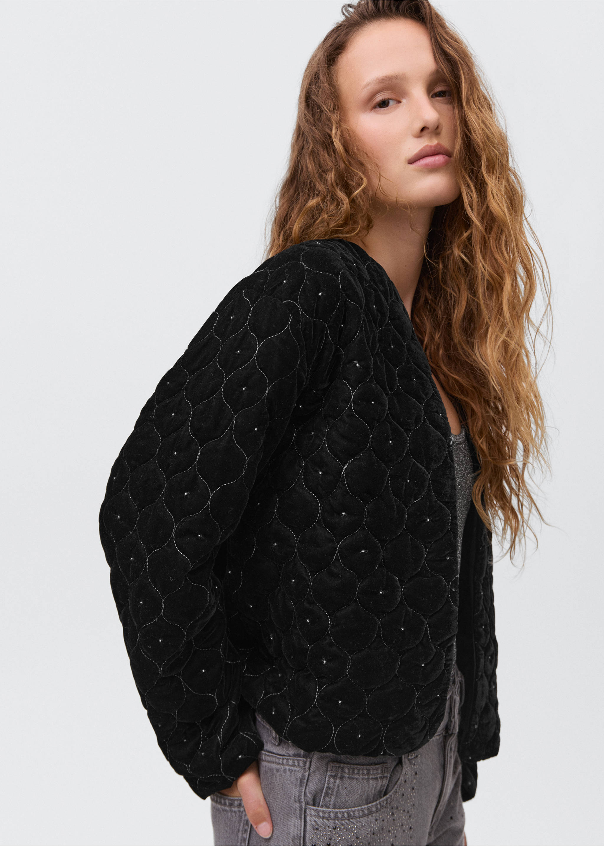 Veste velours perlée - Plan moyen, Noir. Ref: 17097783-00.