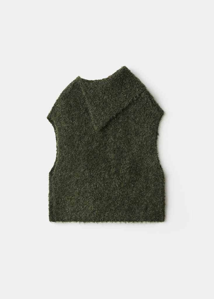 Turtleneck knitted gilet — Dark Green