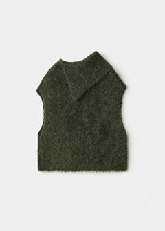 Turtleneck knitted gilet — Dark Green 7