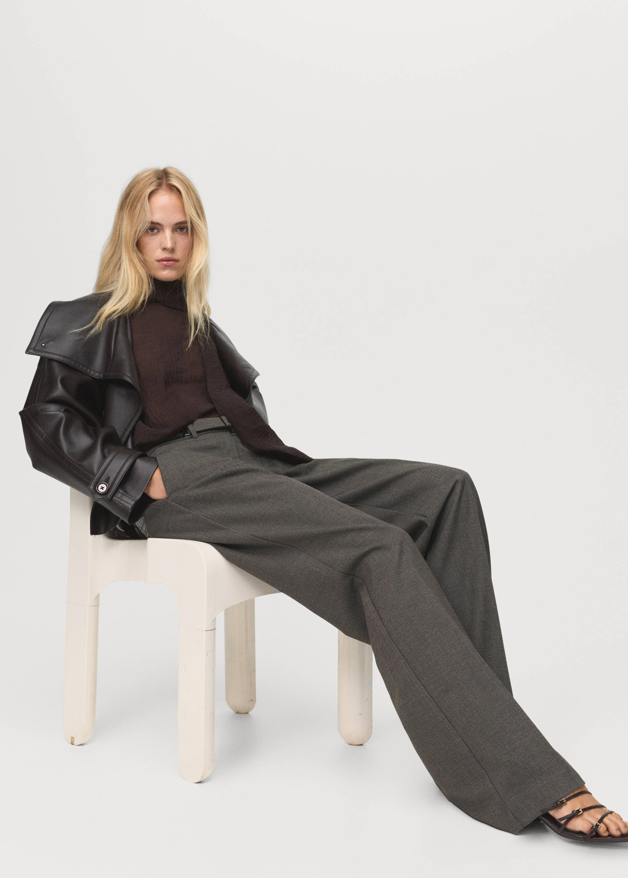 Pantalon droit avec ceinture - Détail de l'article 2