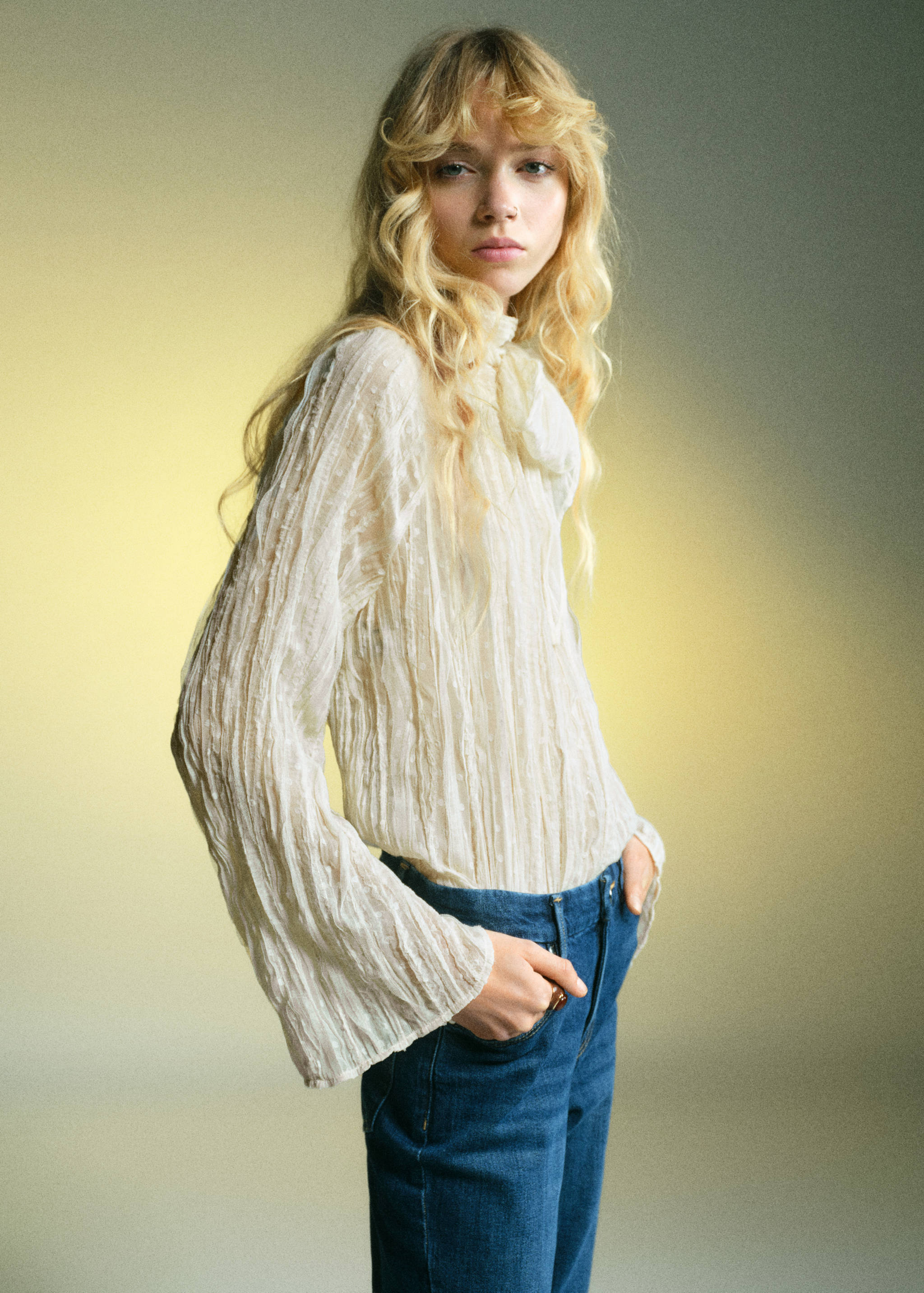 Bow textured blouse - Medium plane