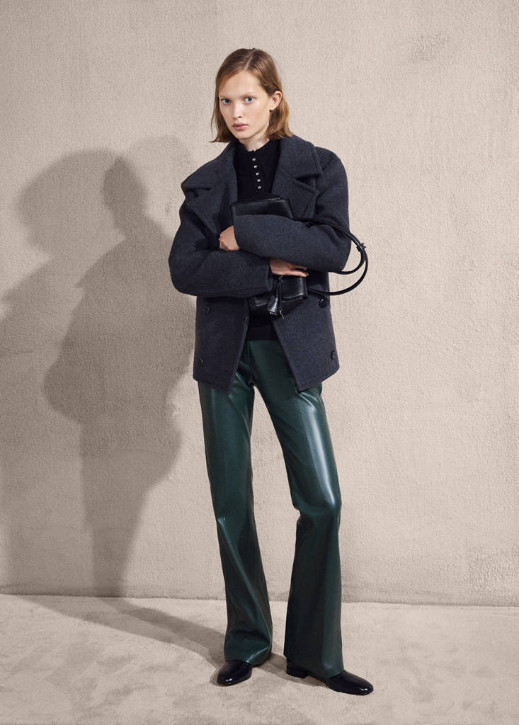 Faux-leather flared trousers — Green