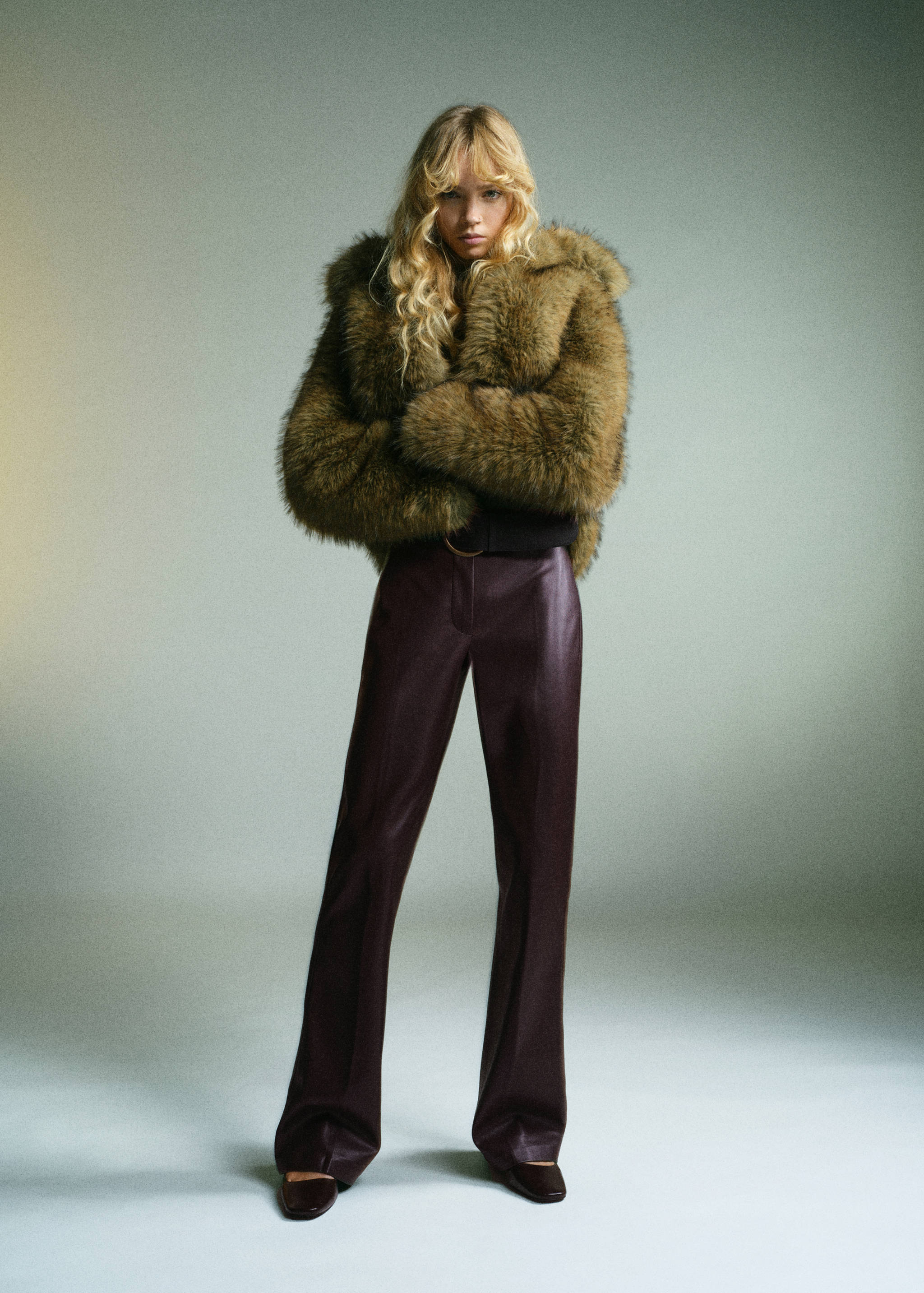 皮革质感喇叭裤 - null