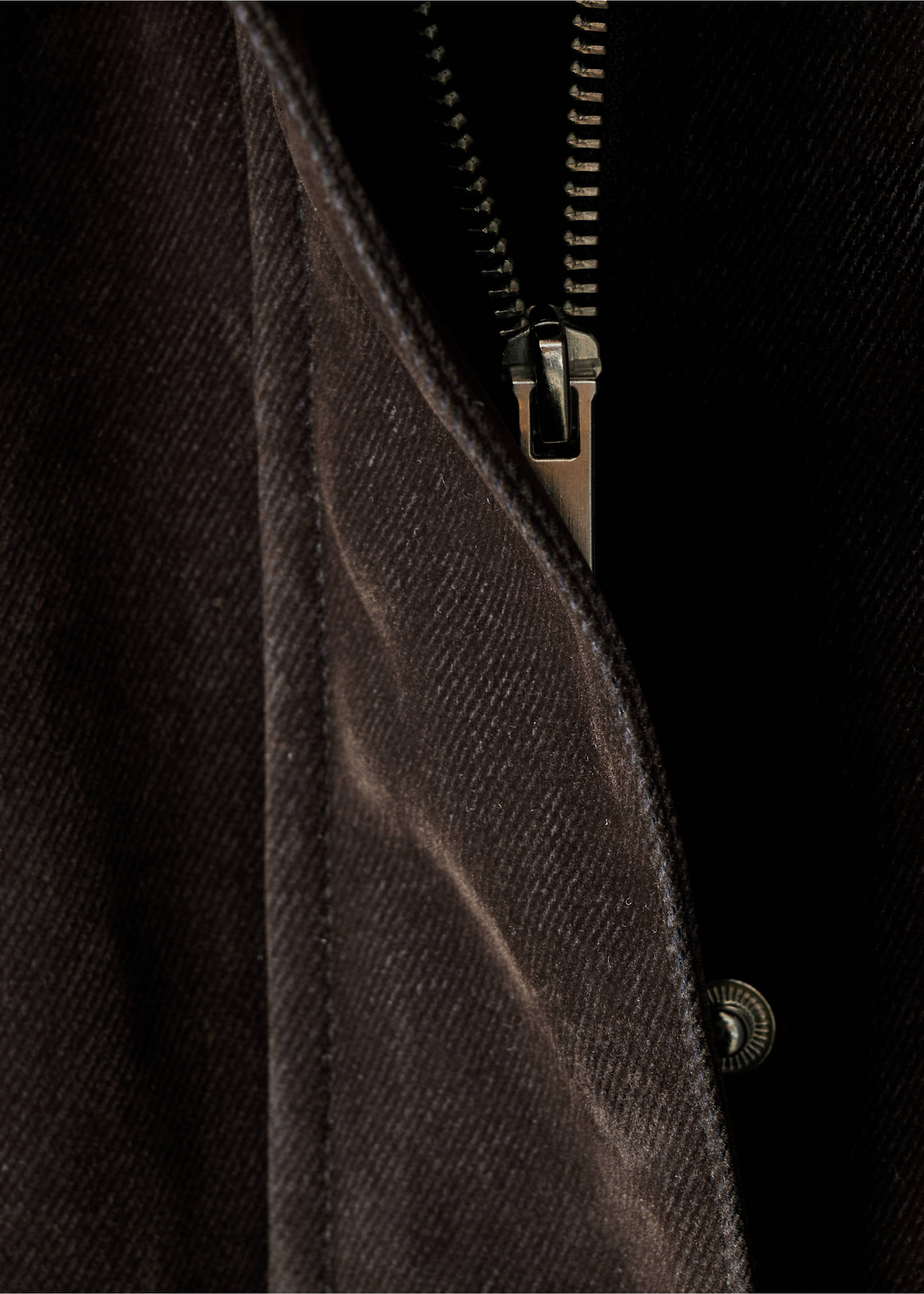 Velvet finish parka with faux-fur collar - Details of the article 8, Chocolate. Ref: 17097804-00.