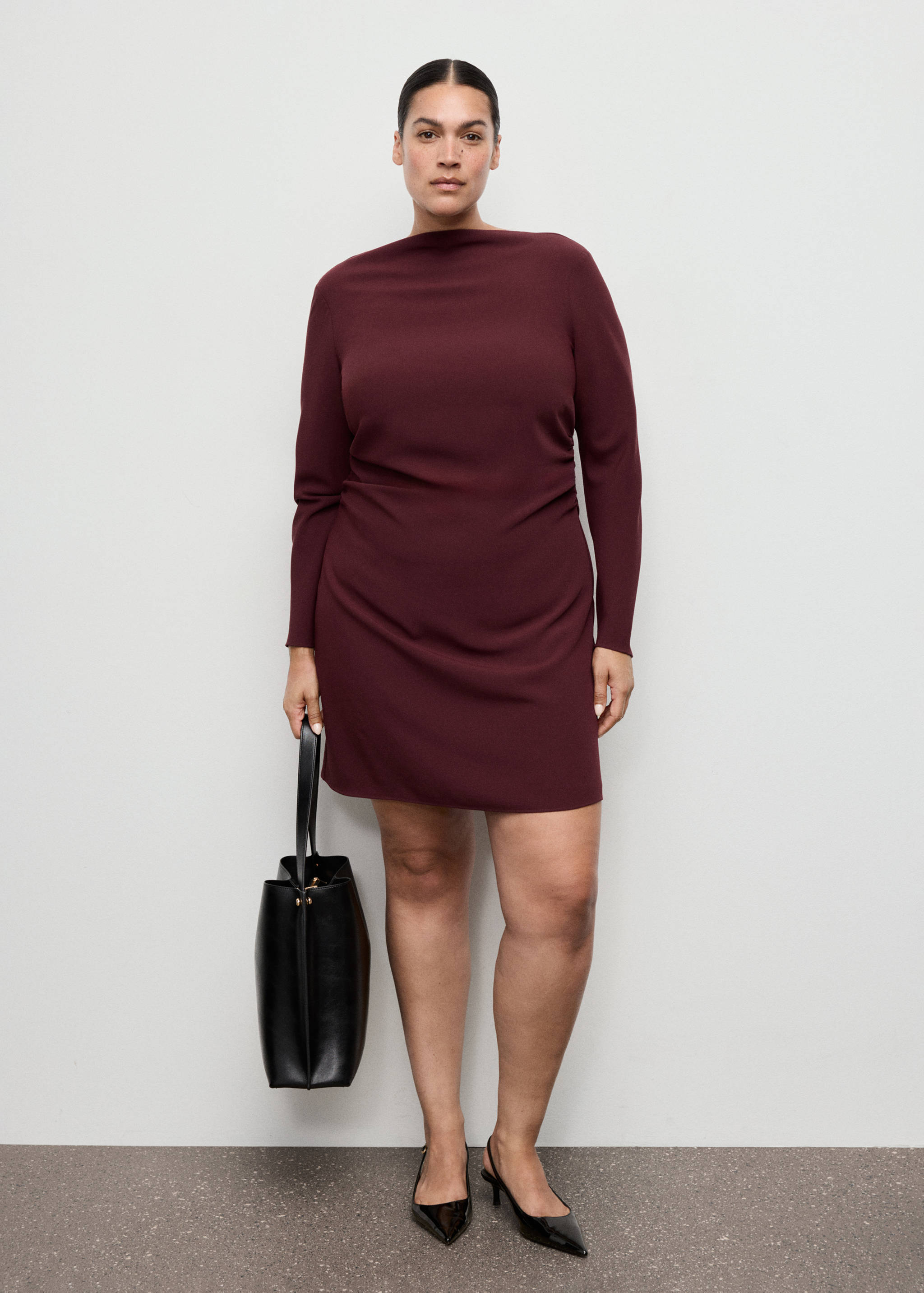 Büzgülü kayık yaka elbise - Ürün detayı 3