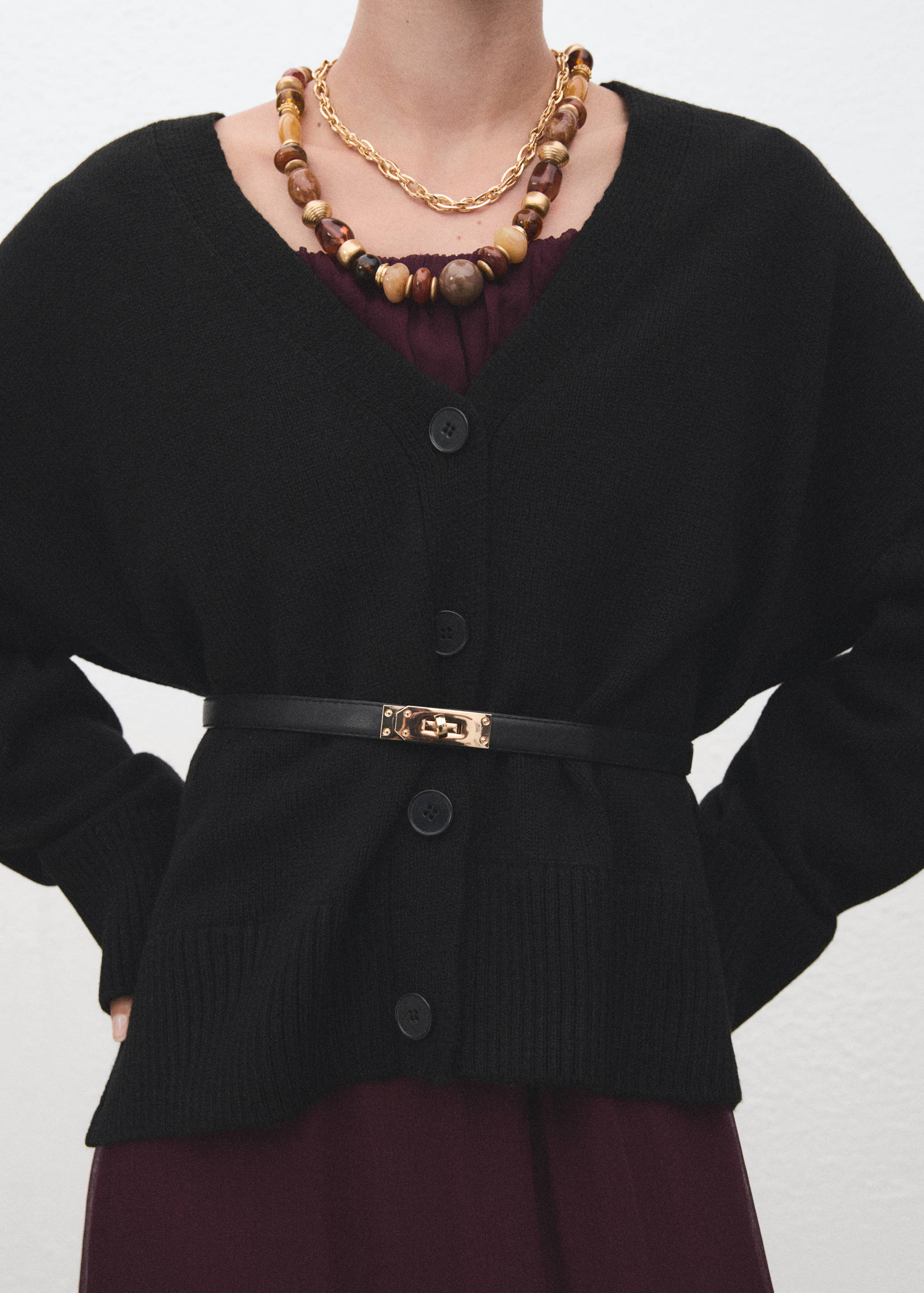 Oversized V-neck cardigan - Details of the article 3