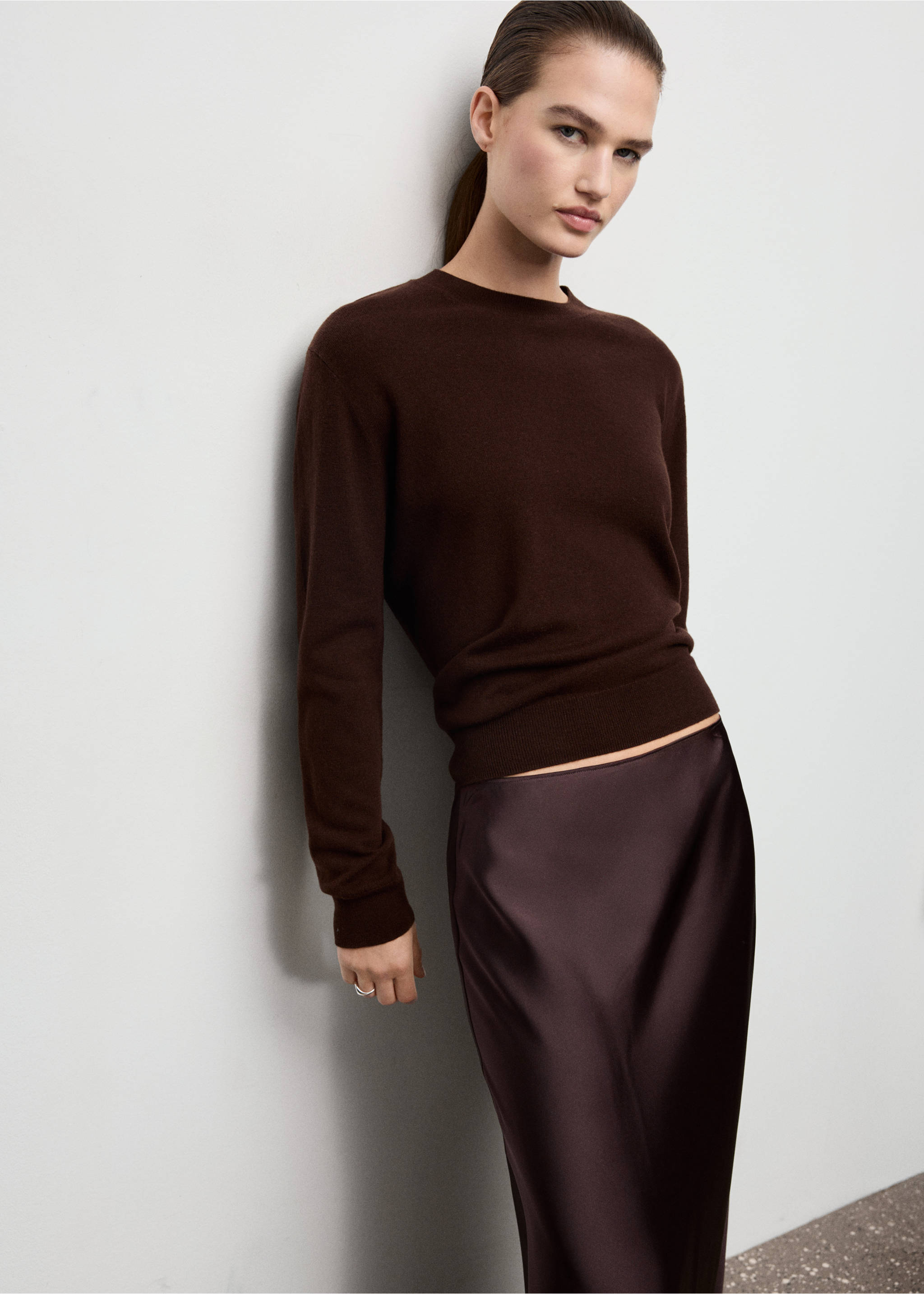 Satin long skirt - Details of the article 1, Plum. Ref: 17097817-00.