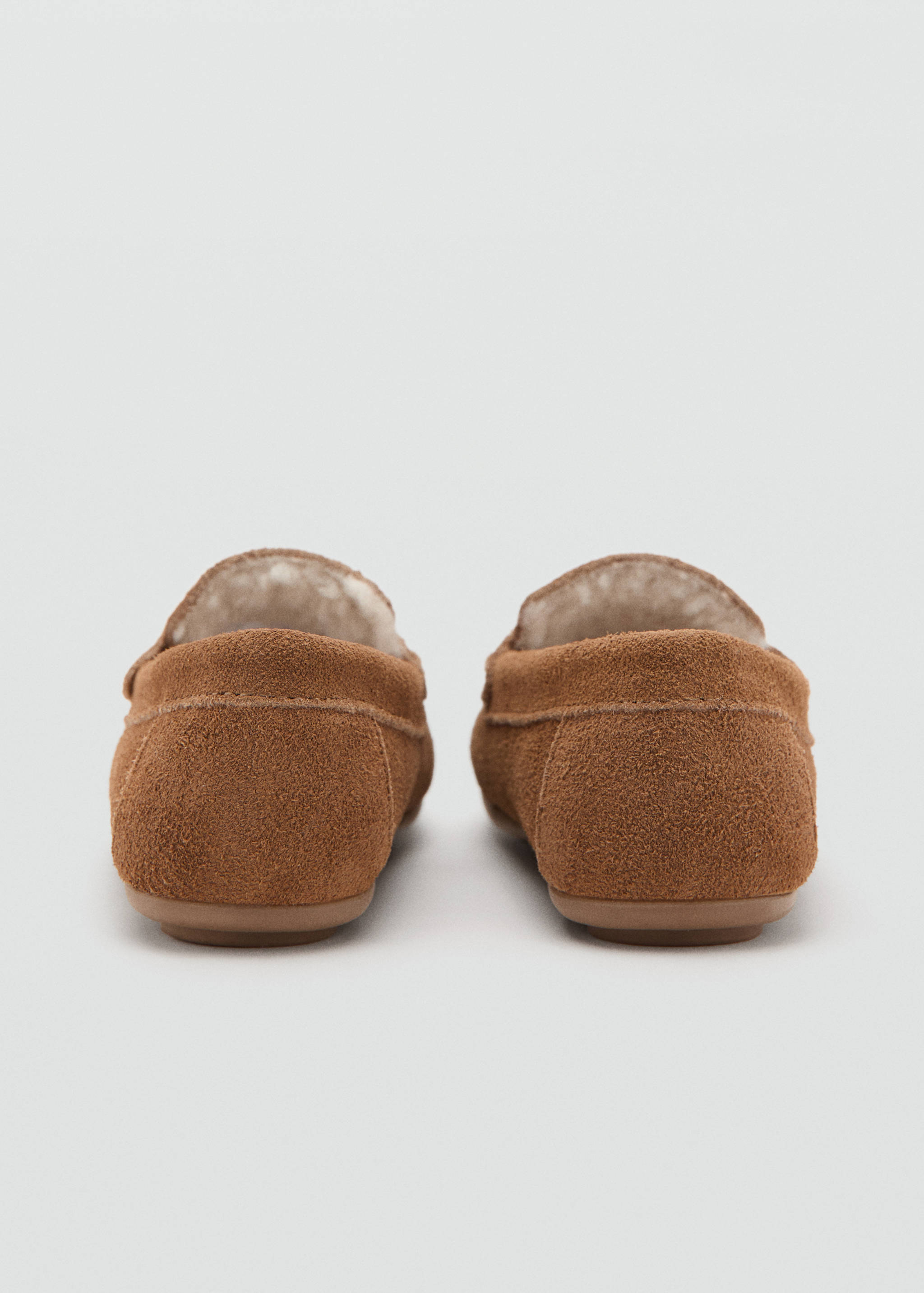 Leather moccasins with fur lining - Details of the article 2