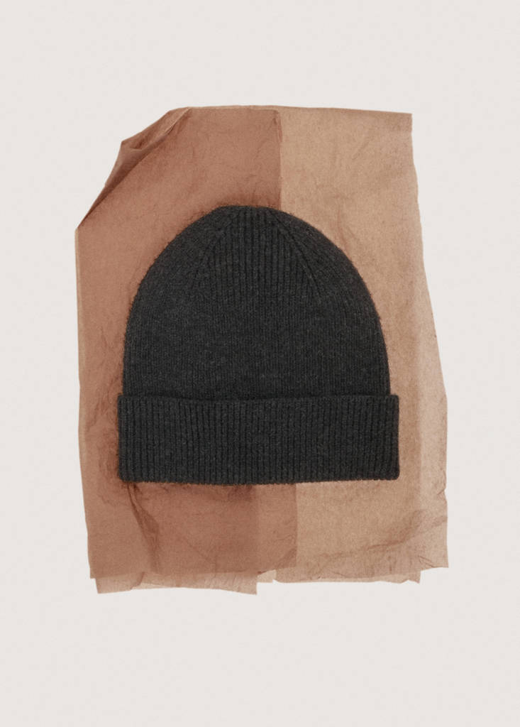 Ribbed wool hat — Dark Heather Grey