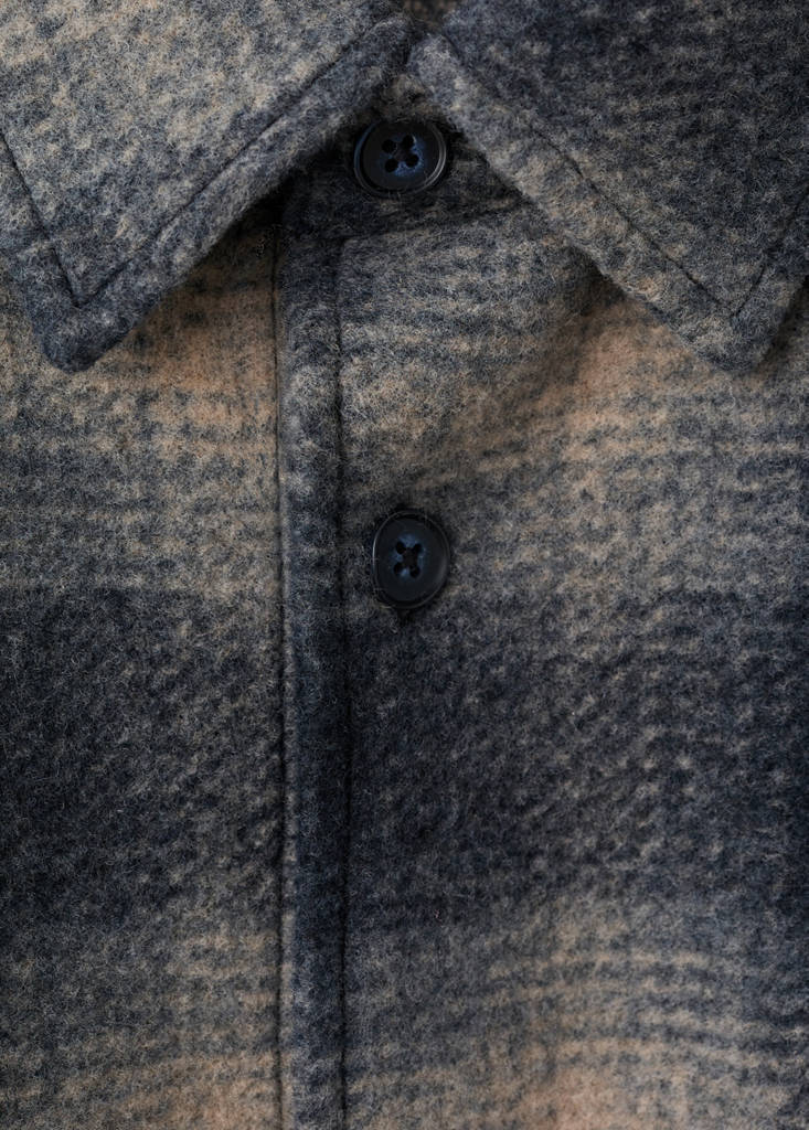 Check overshirt with pockets - thumbnail 7