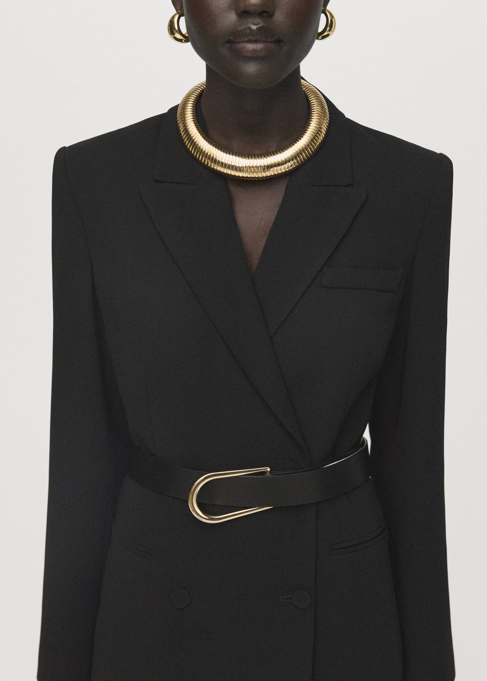 Blazer-style dress with belt - Details of the article 3