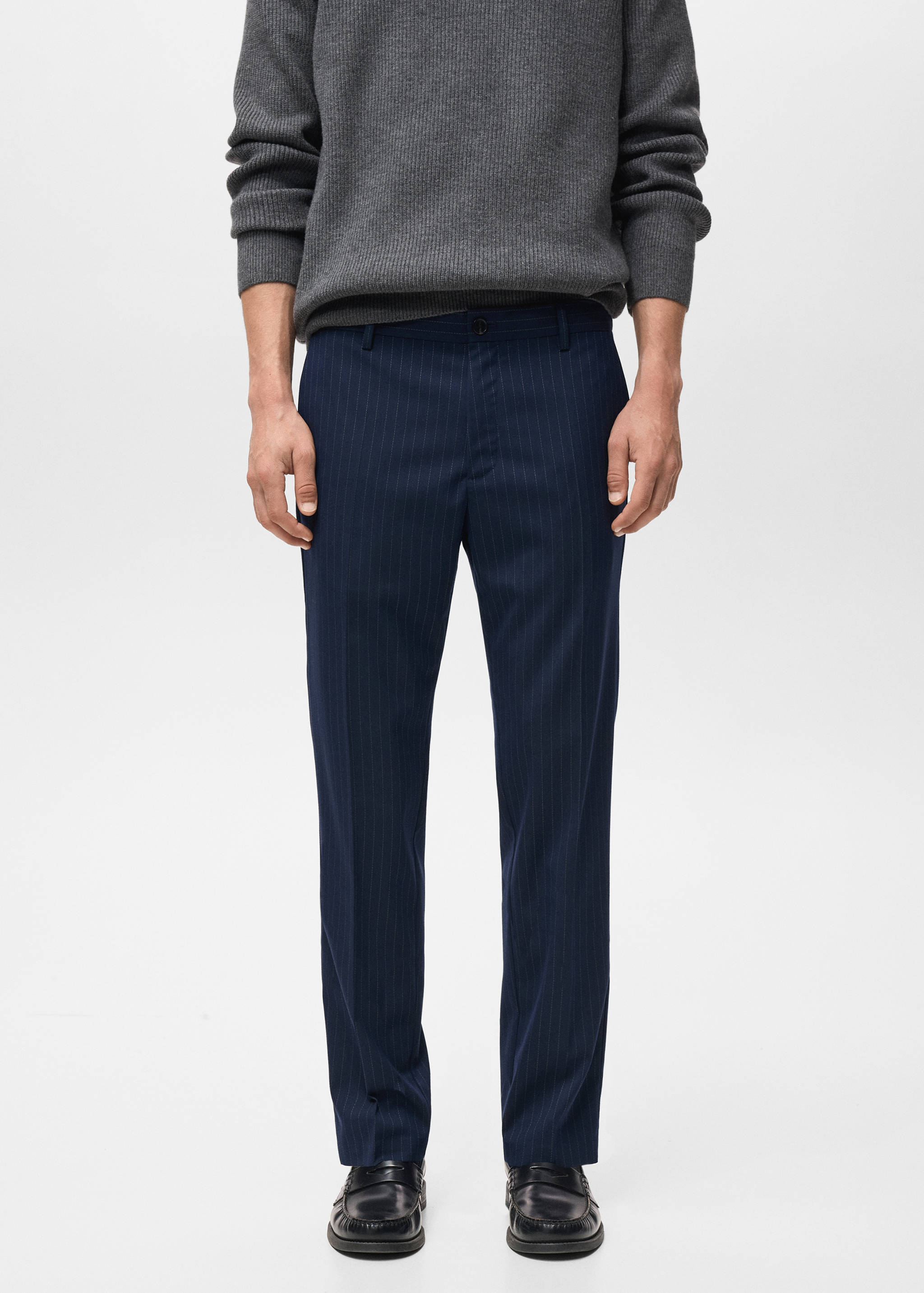 Gestreifte Slim-Fit-Hose - Mittlere Ansicht