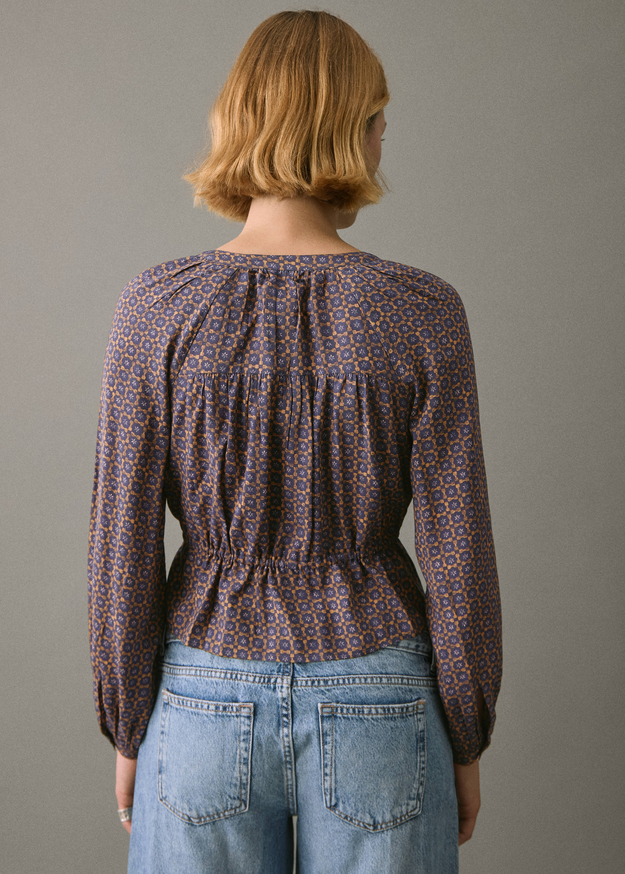 Flowy printed blouse - Reverse of the article