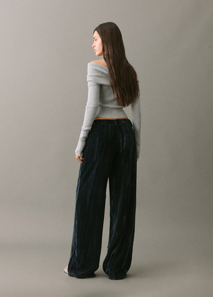 Straight velvet trousers — Navy