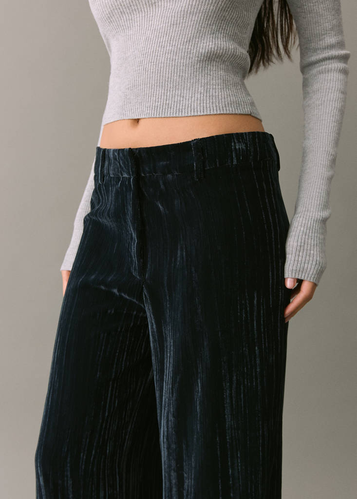 Straight velvet trousers — Navy