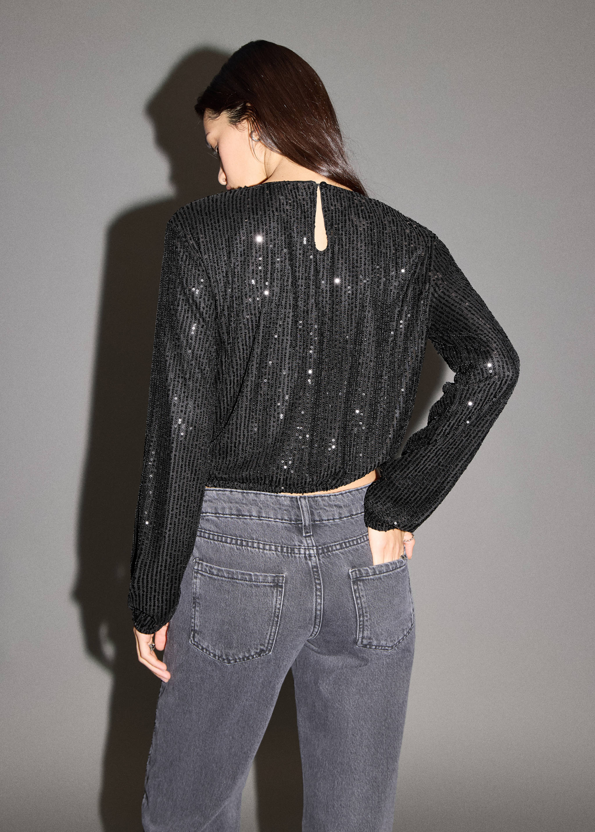 Sequin blouse - Reverse of the article