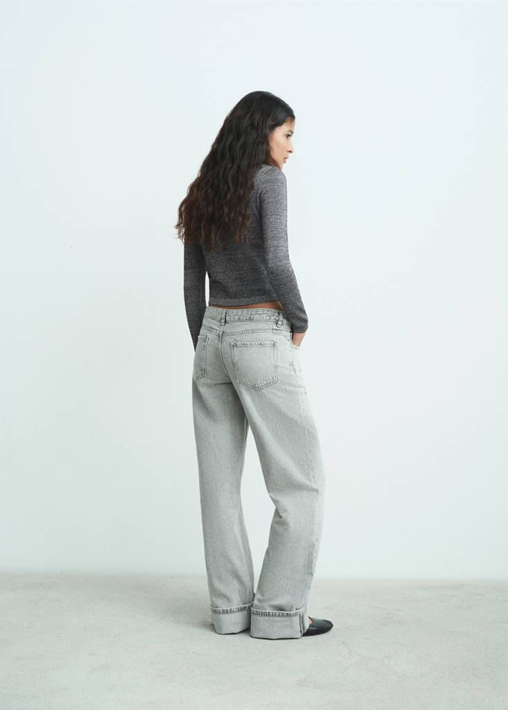 Sparkly top with opening — Silver