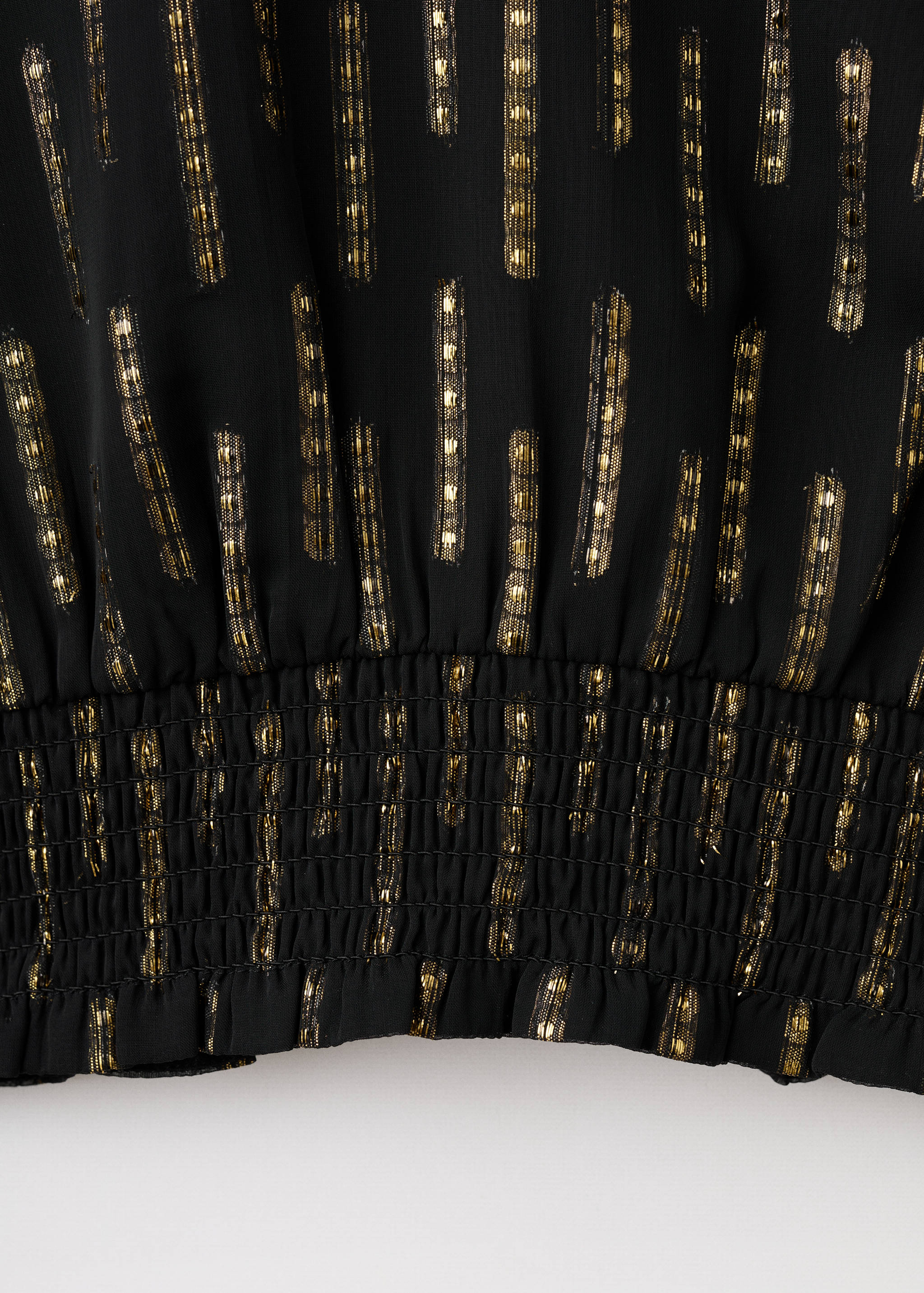 Blouse with lurex details - Деталь изделия 0