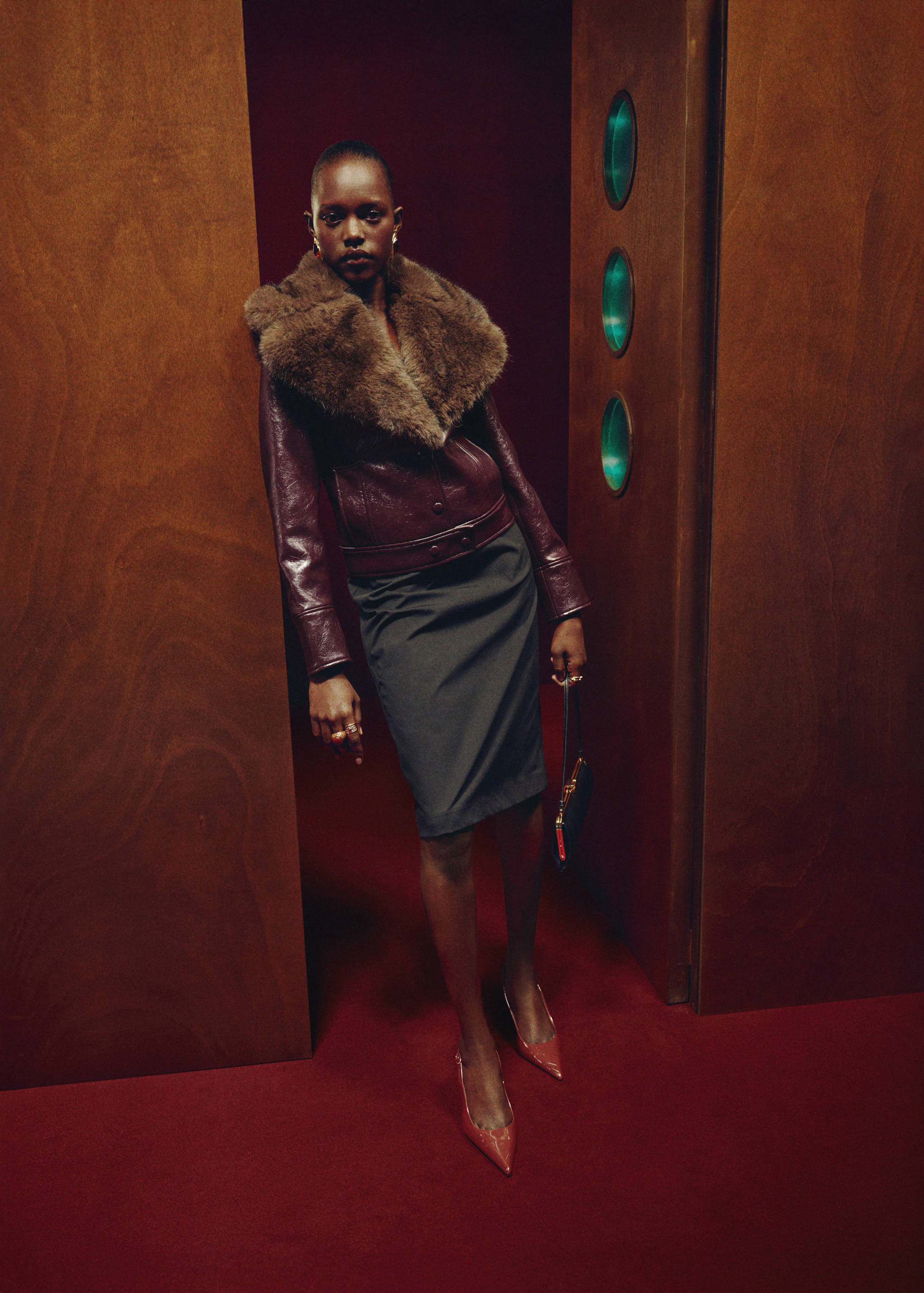 Veste cuir synthétique col fourrure - Plan général