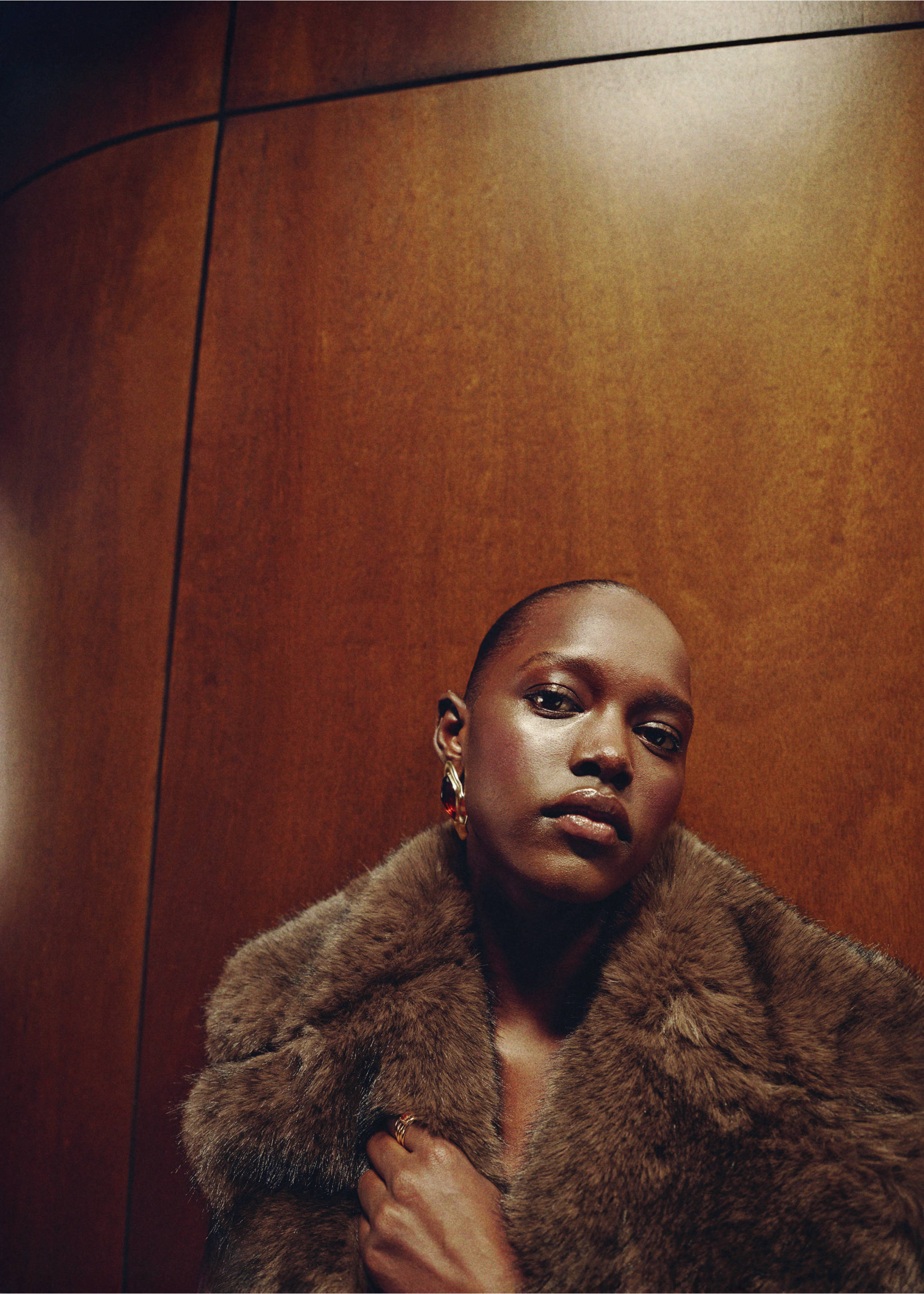 Faux-leather jacket with faux-fur collar - Details of the article 2, Maroon. Ref: 17099101-00.