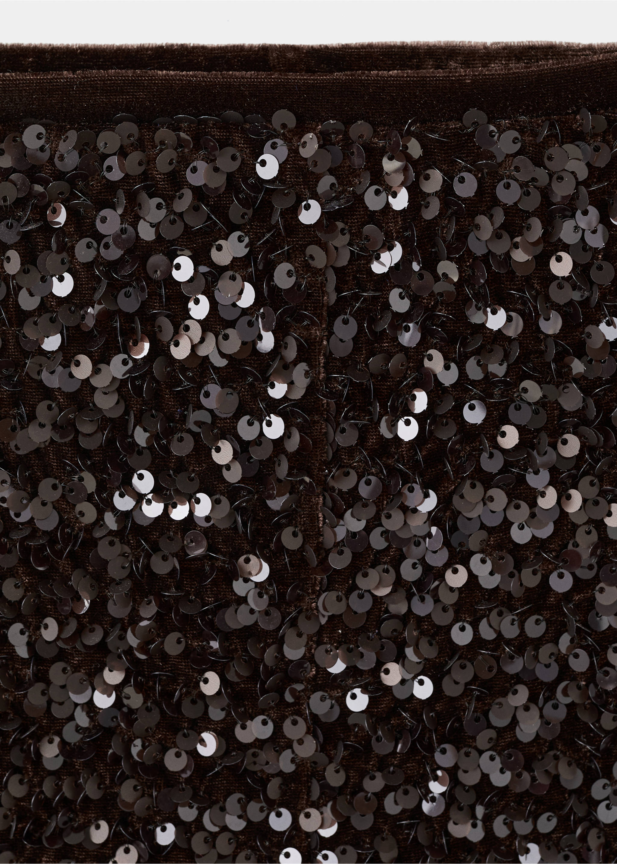 Velvet shorts with sequins - Details of the article 8, Chocolate. Ref: 17099112-00.