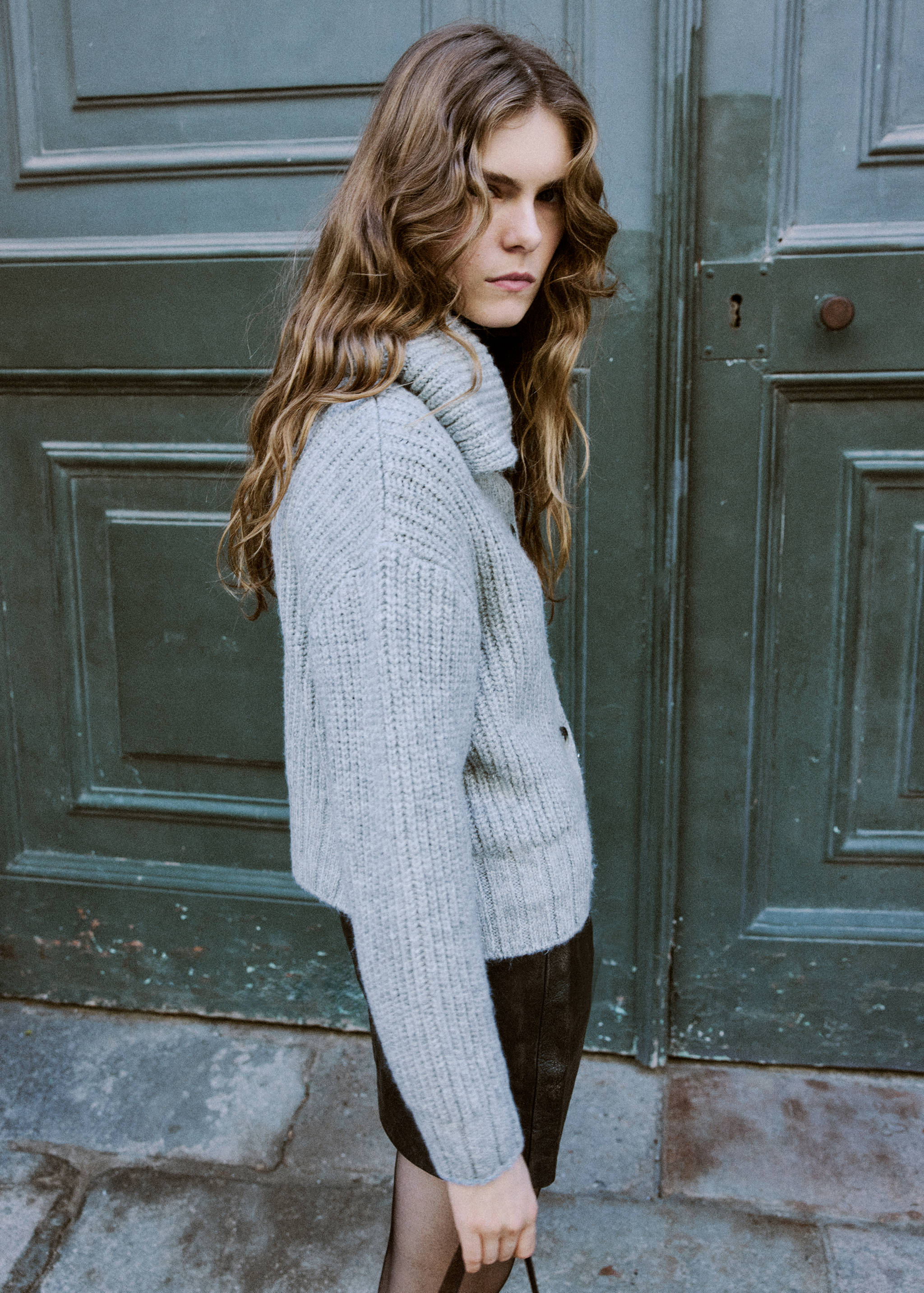 Cardigan with shawl collar - Details of the article 6