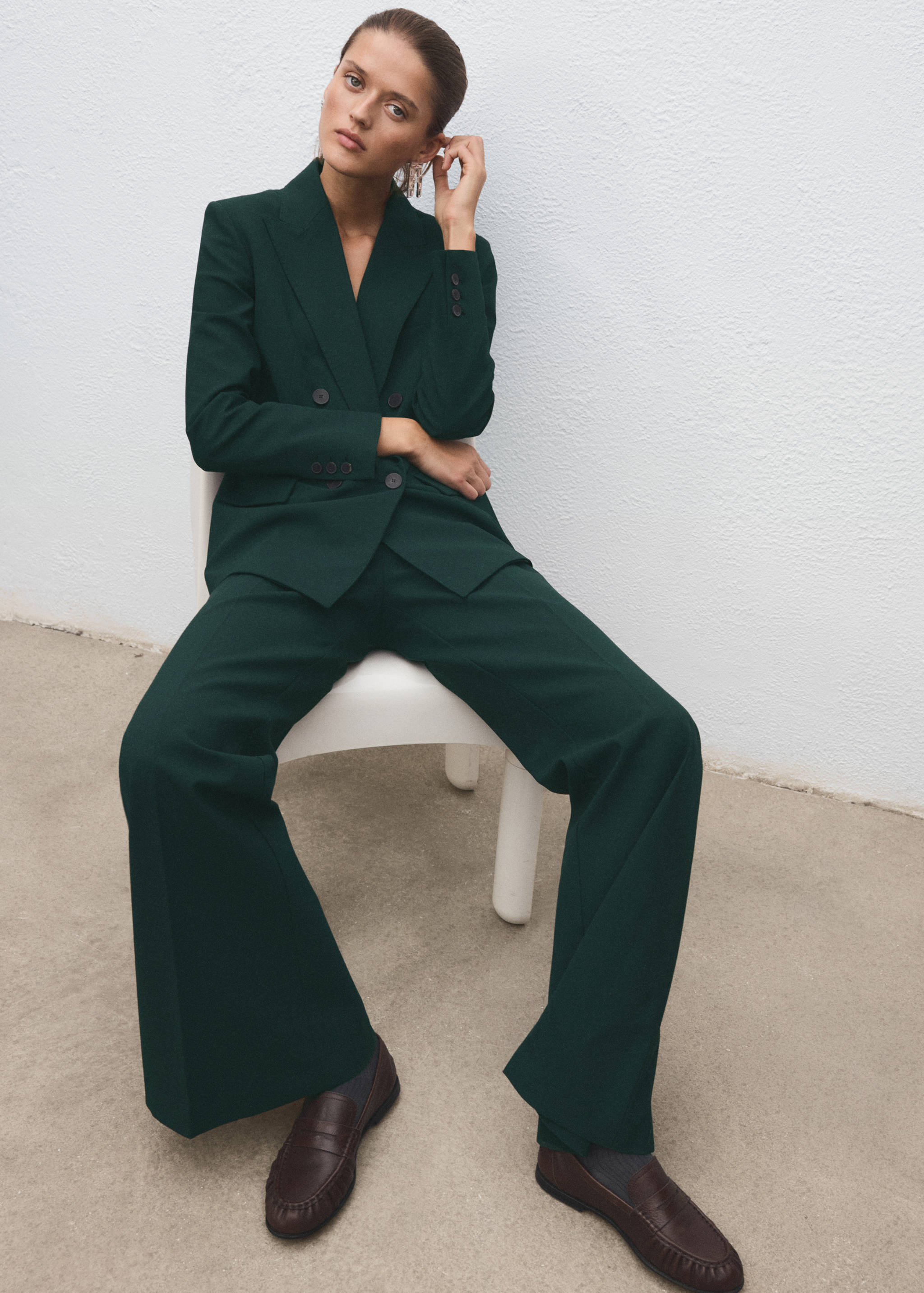 Flared suit trousers - Details of the article 2