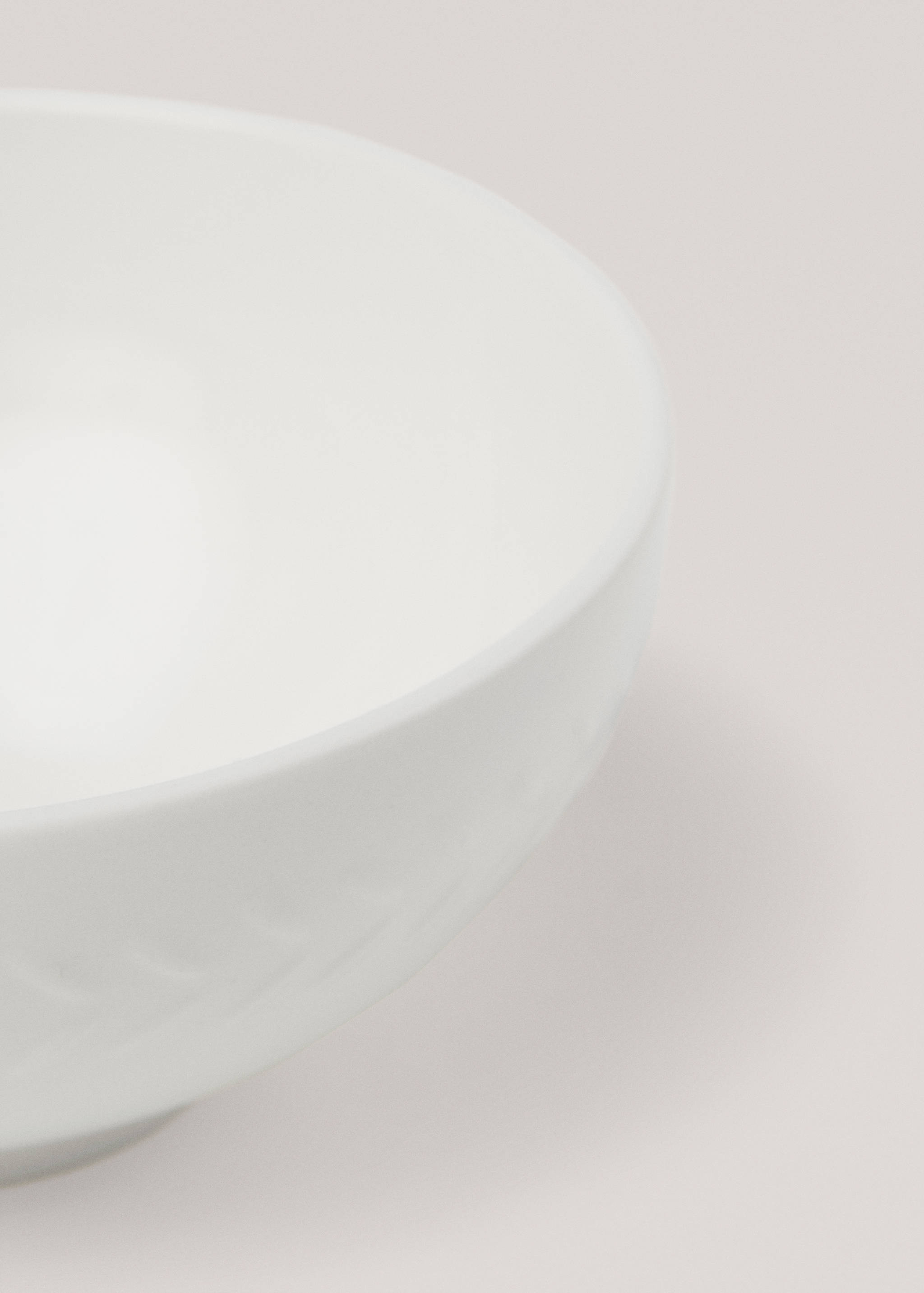 Schale aus Steingut mit ährenförmigem Relief - Detail des Artikels 2