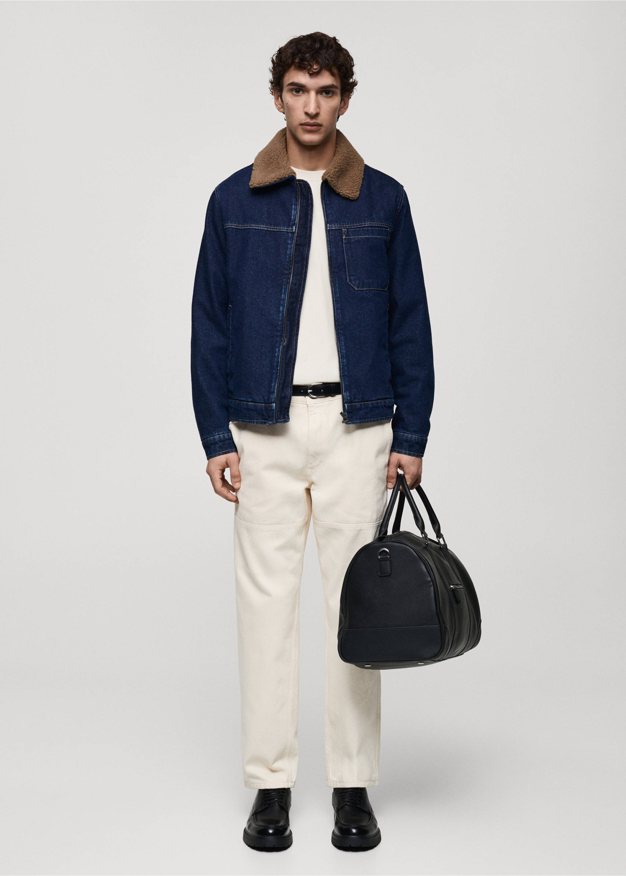 Джинсовая куртка на искусственной овчине - Общий план, Темно-синий. Ref: 17147916-00.