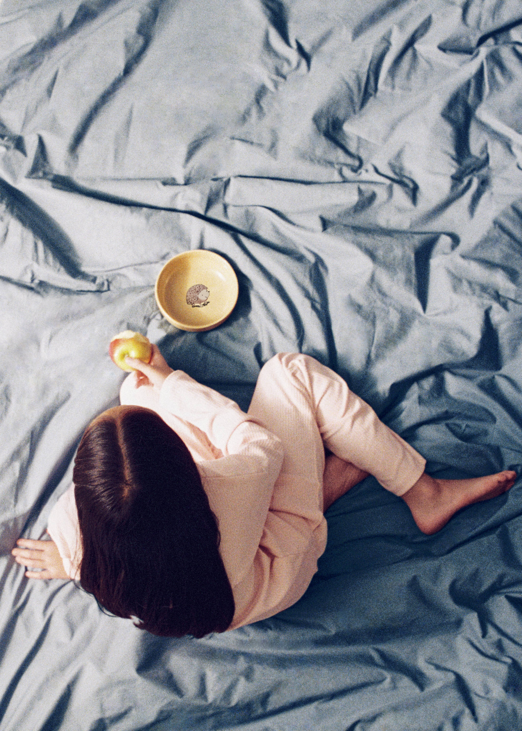 Middelgrote kom van effen steengoed - Detail van het artikel 5