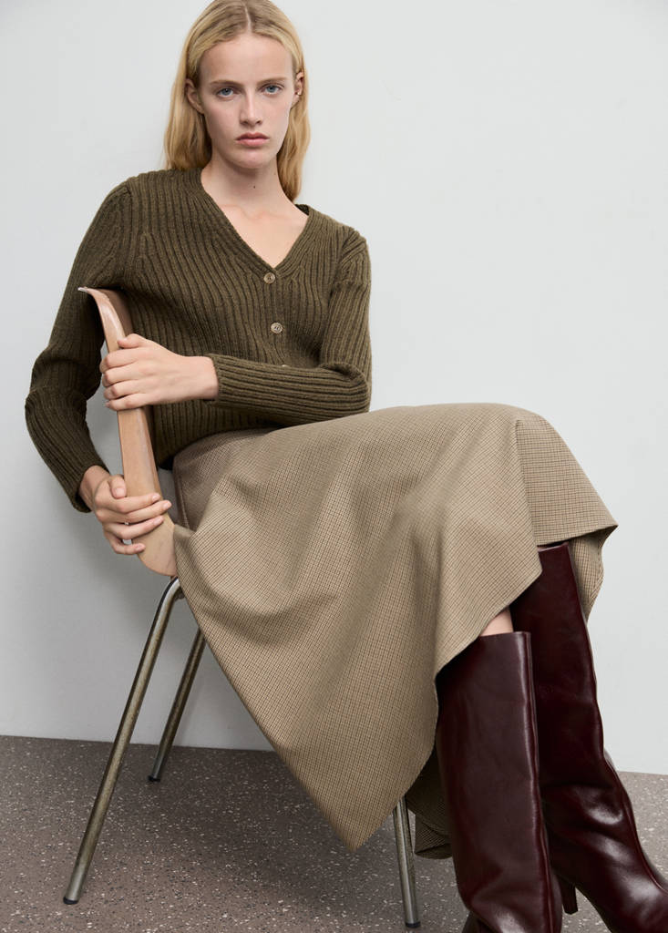 V-neck ribbed cardigan — Khaki