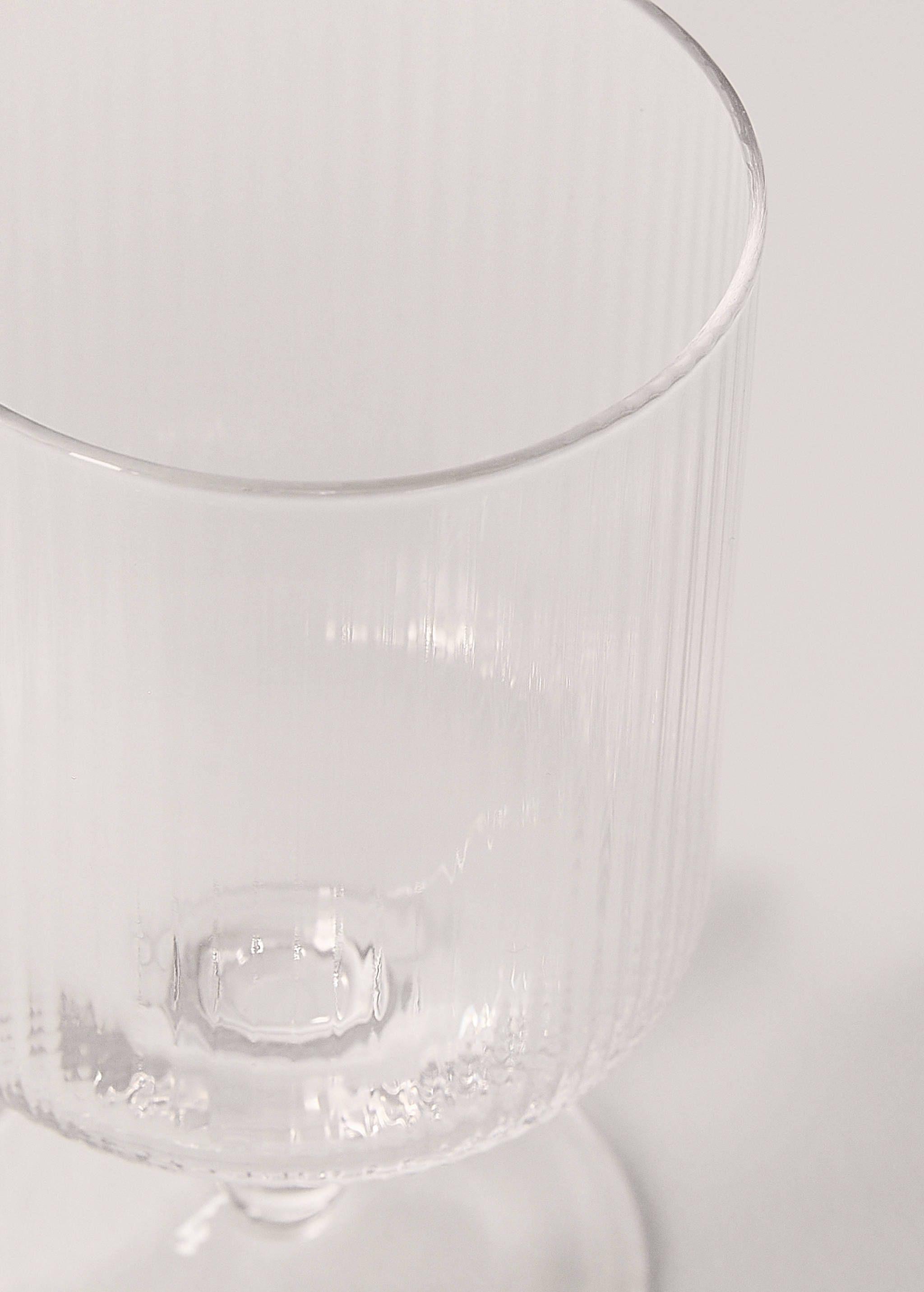Striped glass goblet - Details of the article 1