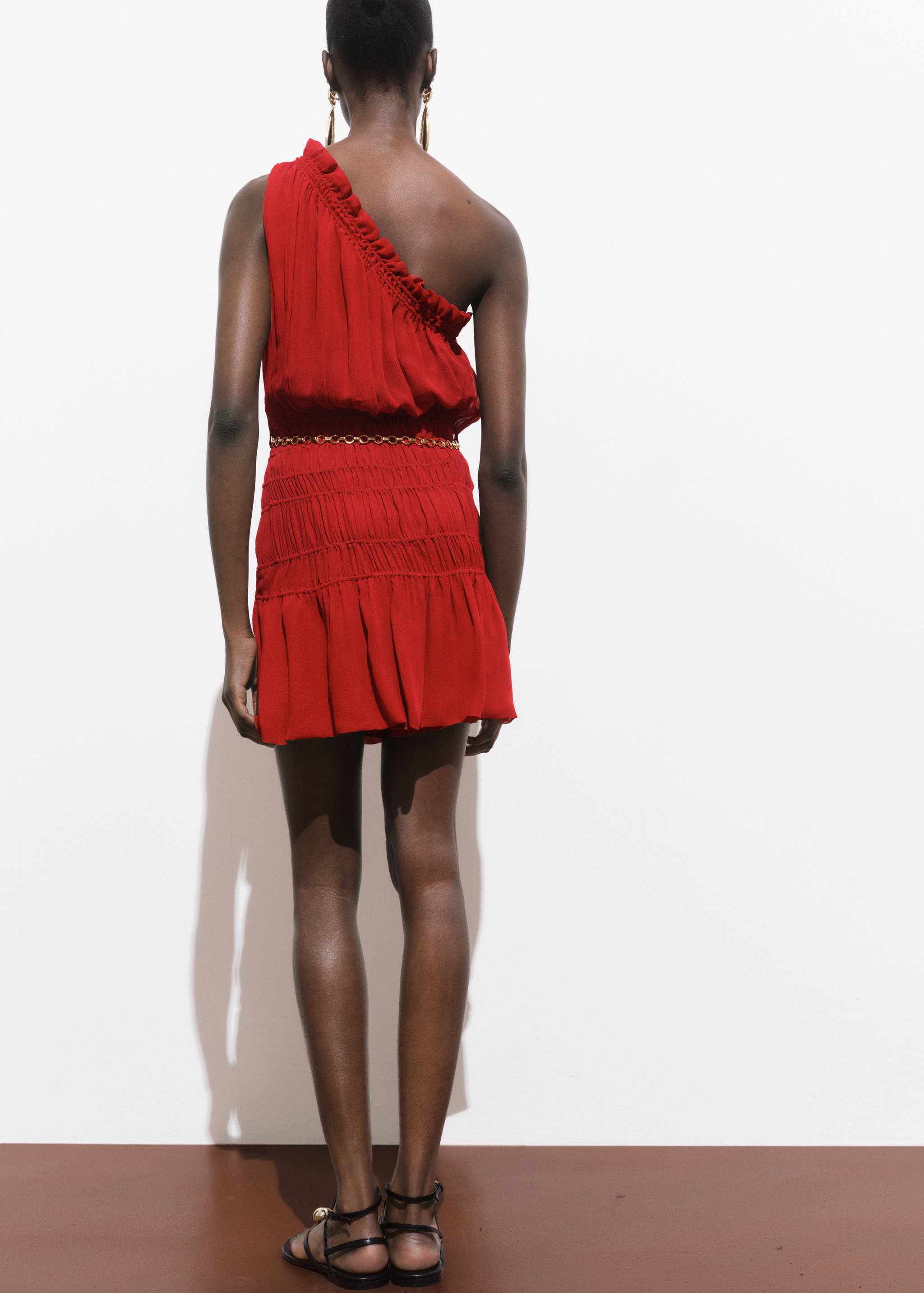 Asymmetrical gathered dress with belt - Reverse of the article