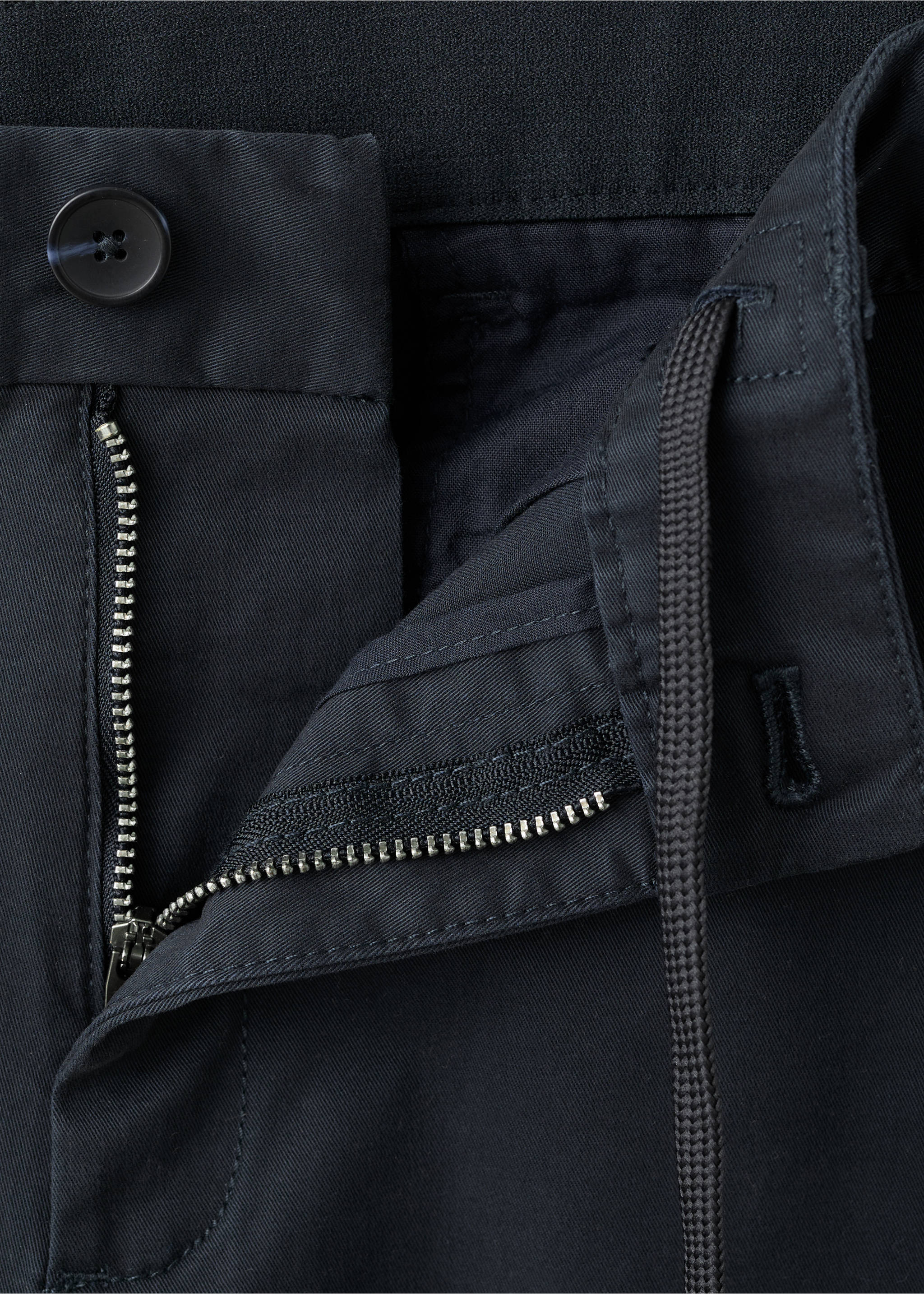 Pantalon Prato chino super slim fit cropped - Détail de l'article 8, Bleu marine foncé. Ref: 27001196-00.