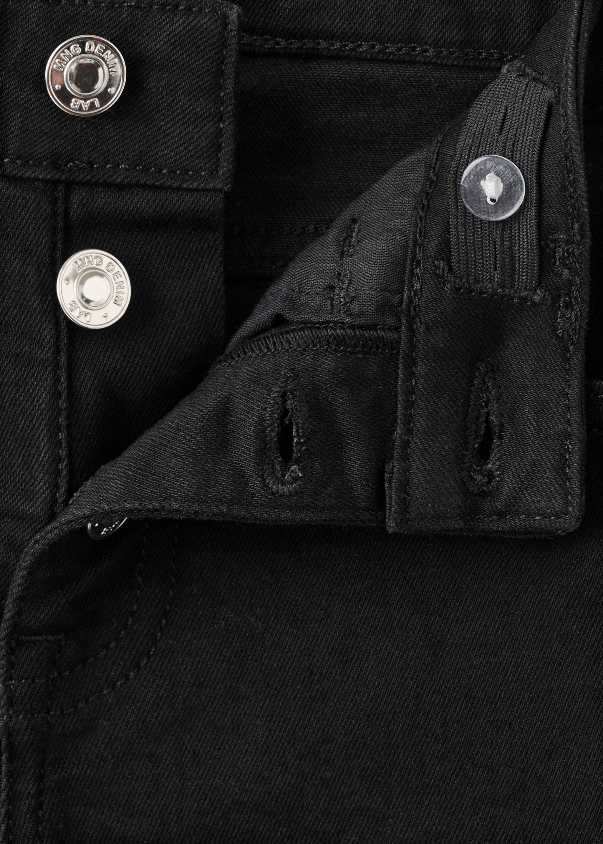 Jean flare boutons - Détail de l'article 8, Black denim. Ref: 27001257-00.