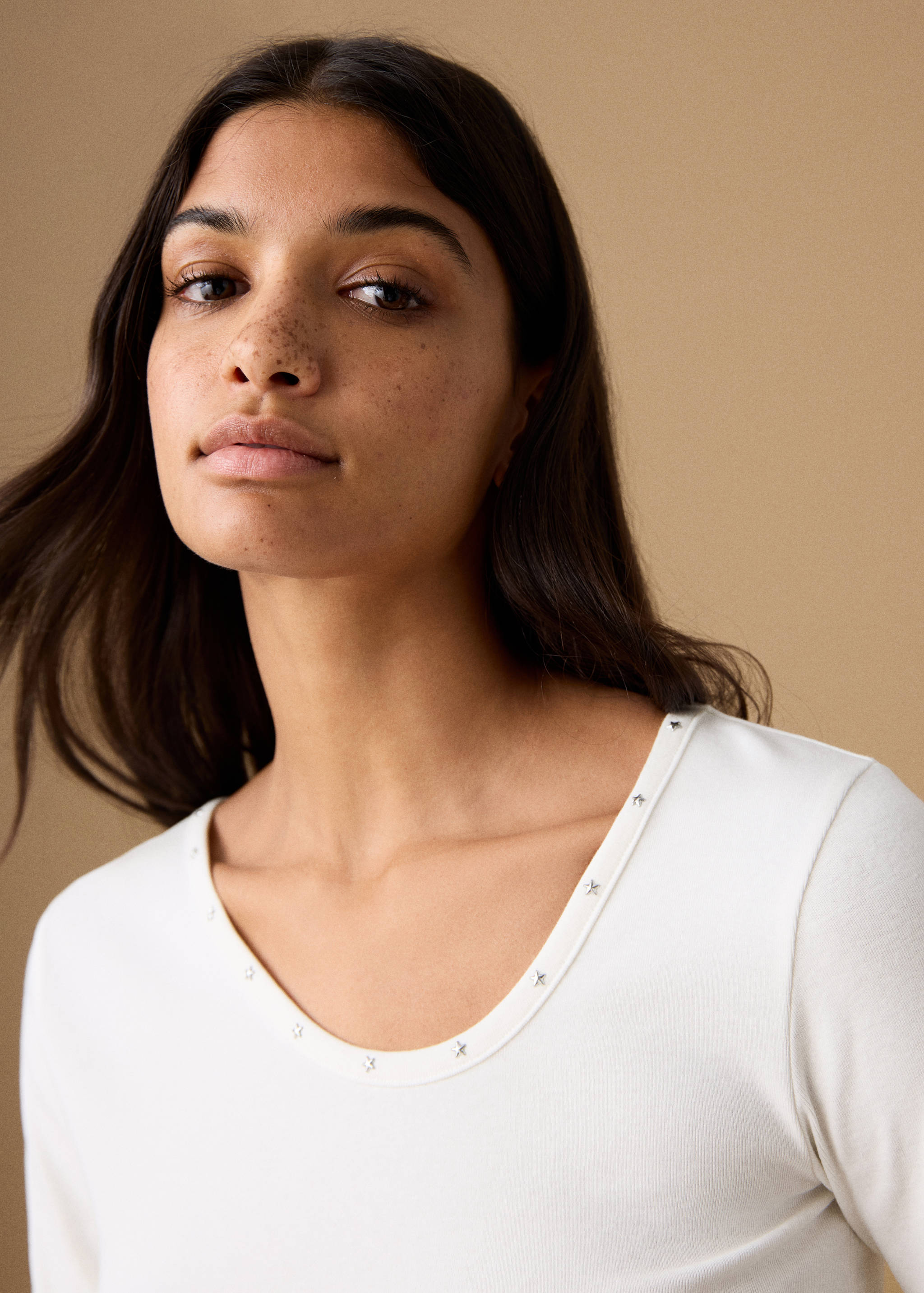 Tricou cu ținte și stea - Detaliu al articolului 1