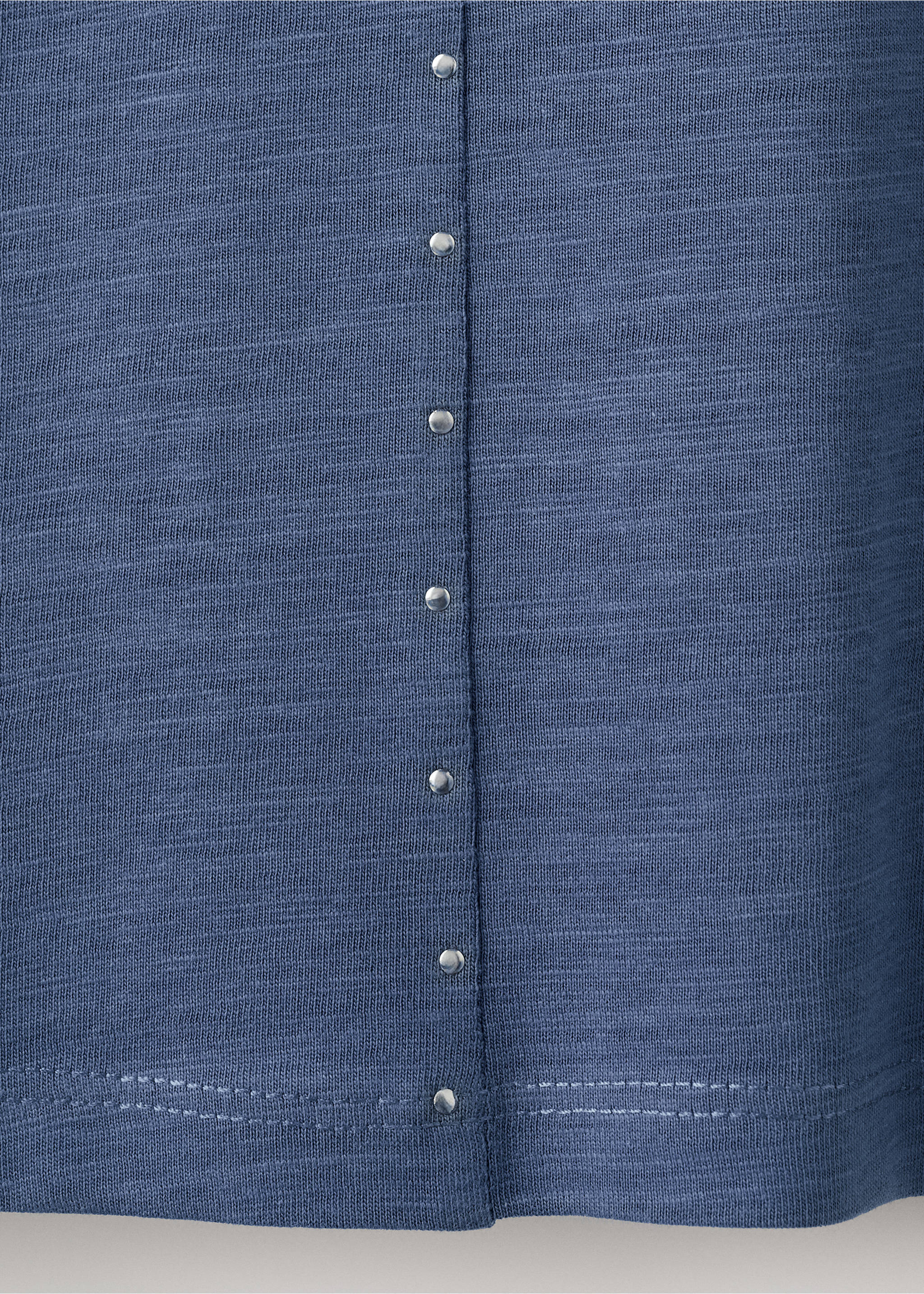 Samarreta curta tatxes - Detall de l'article 0, Blau. Ref: 27001337-00.