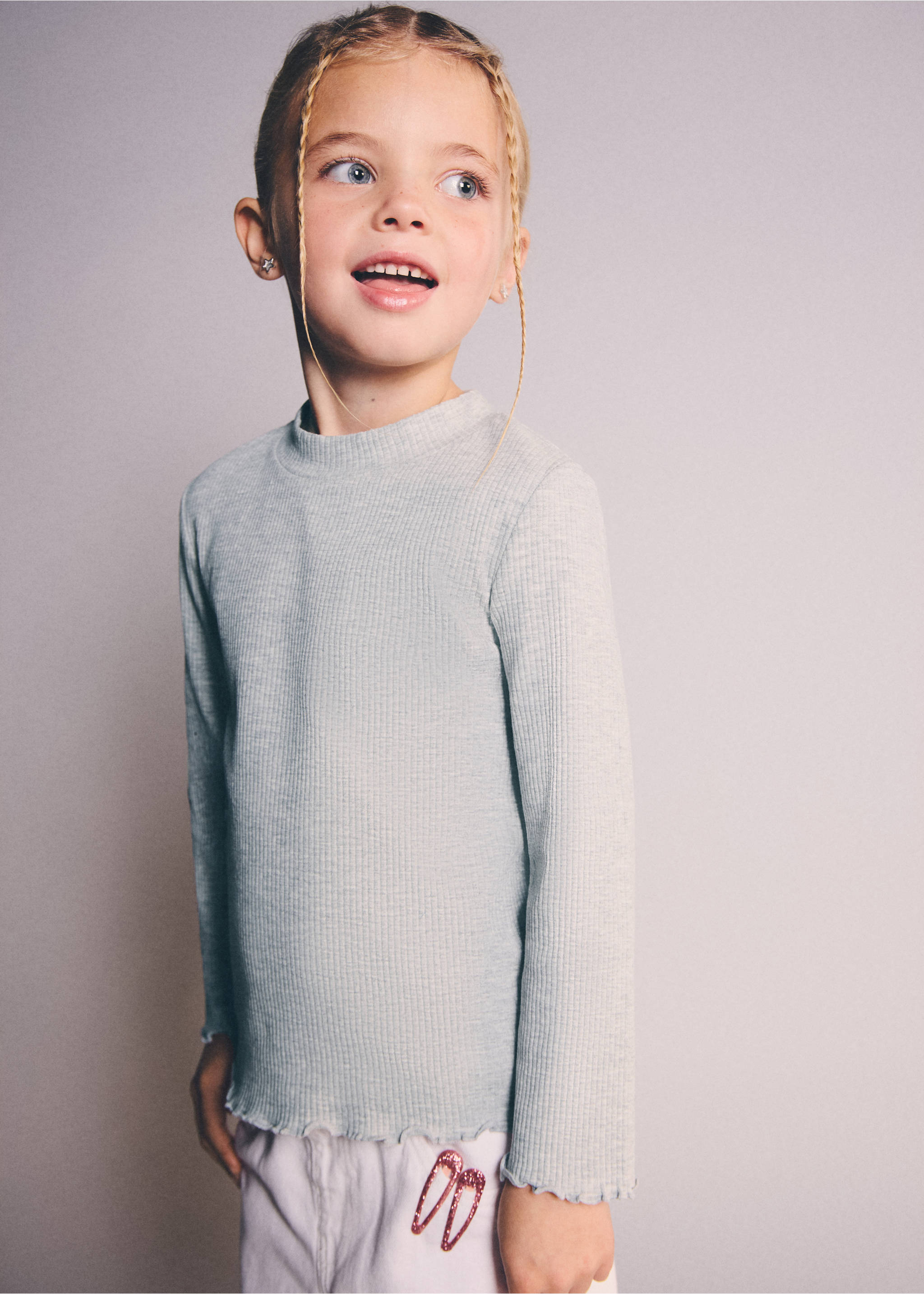 Samarreta màniga llarga canalé - Pla mig, Gris clar vigoré. Ref: 27001342-00.