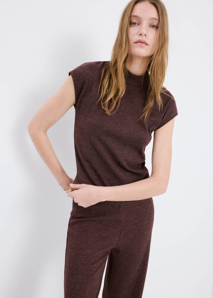 High collar T-shirt — Burgundy