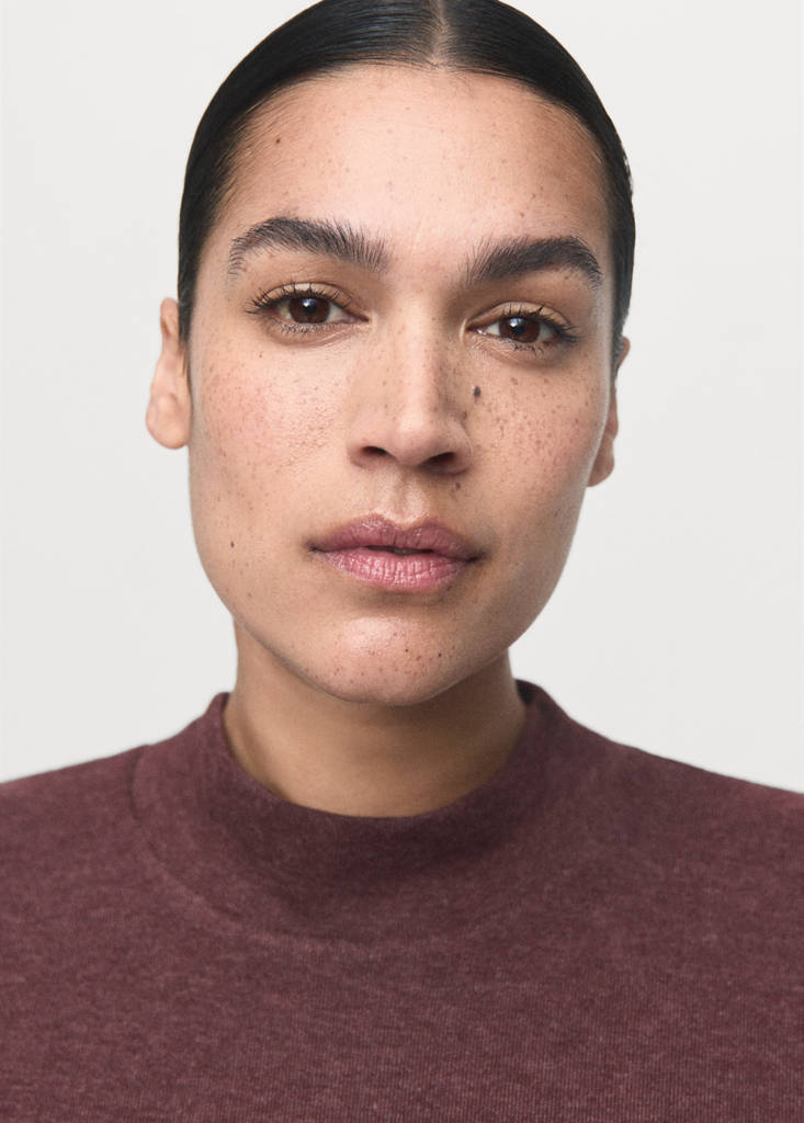 High collar T-shirt — Burgundy