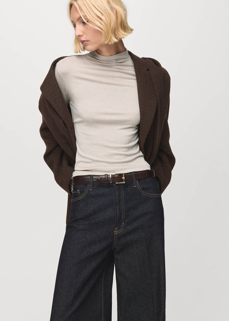 Turtleneck T-shirt — Sand