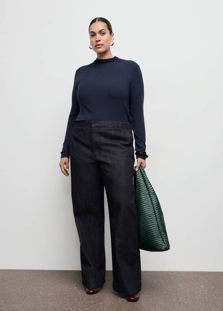 Turtleneck T-shirt — Navy