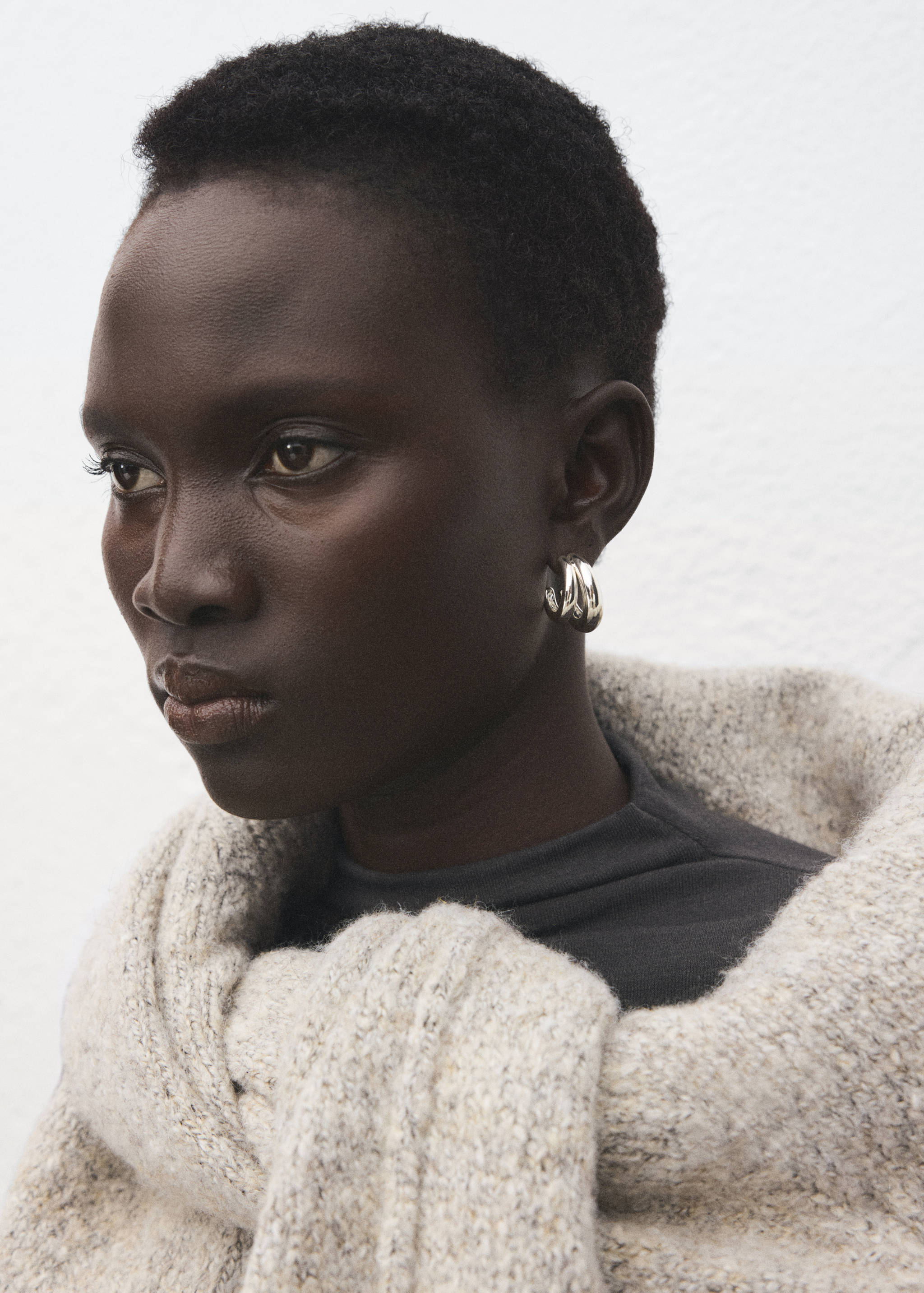 Camiseta cuello alto - Detalle del artículo 1