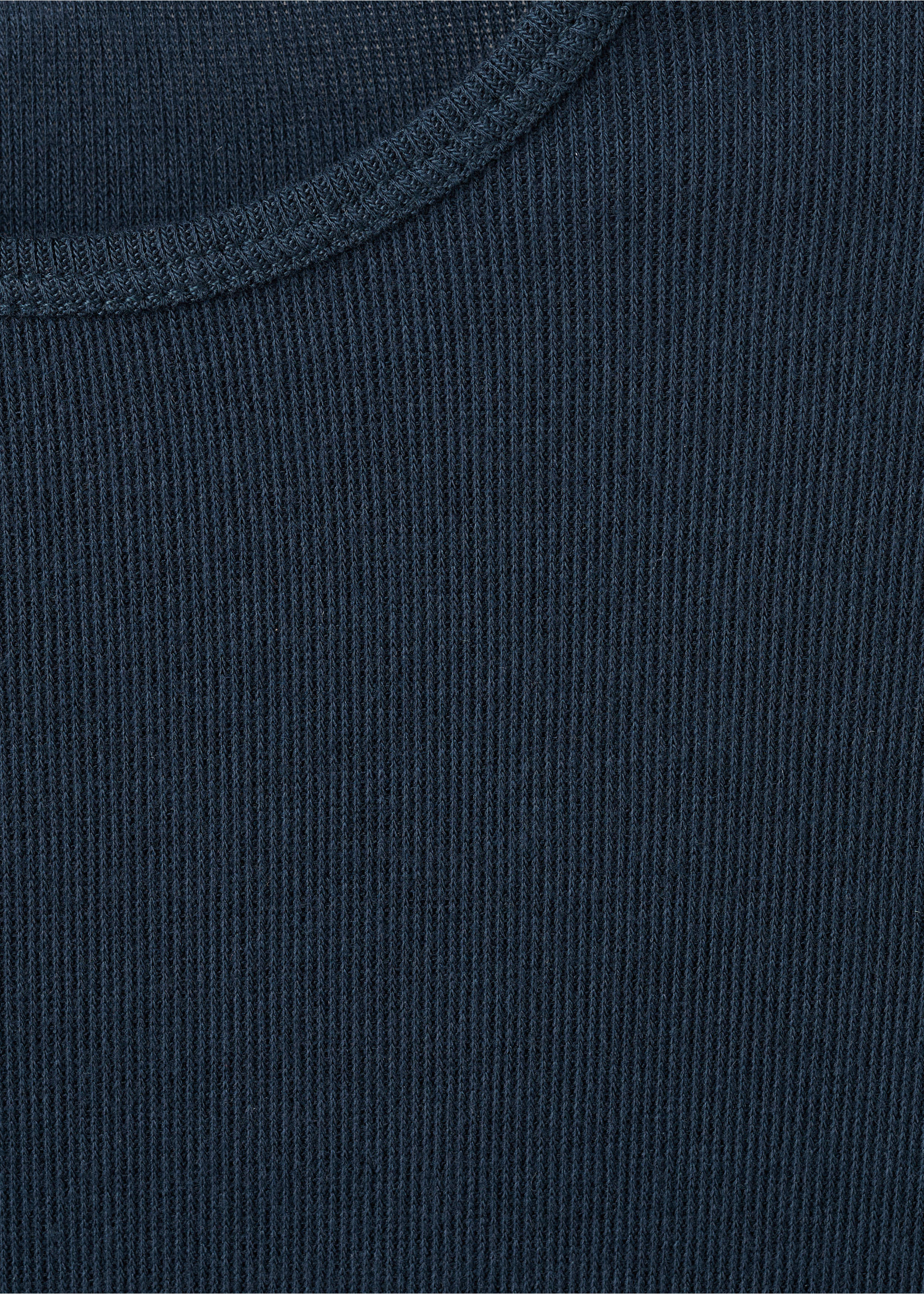 Ribbed long-sleeved t-shirt - Details of the article 8, Night Blue. Ref: 27001355-00.