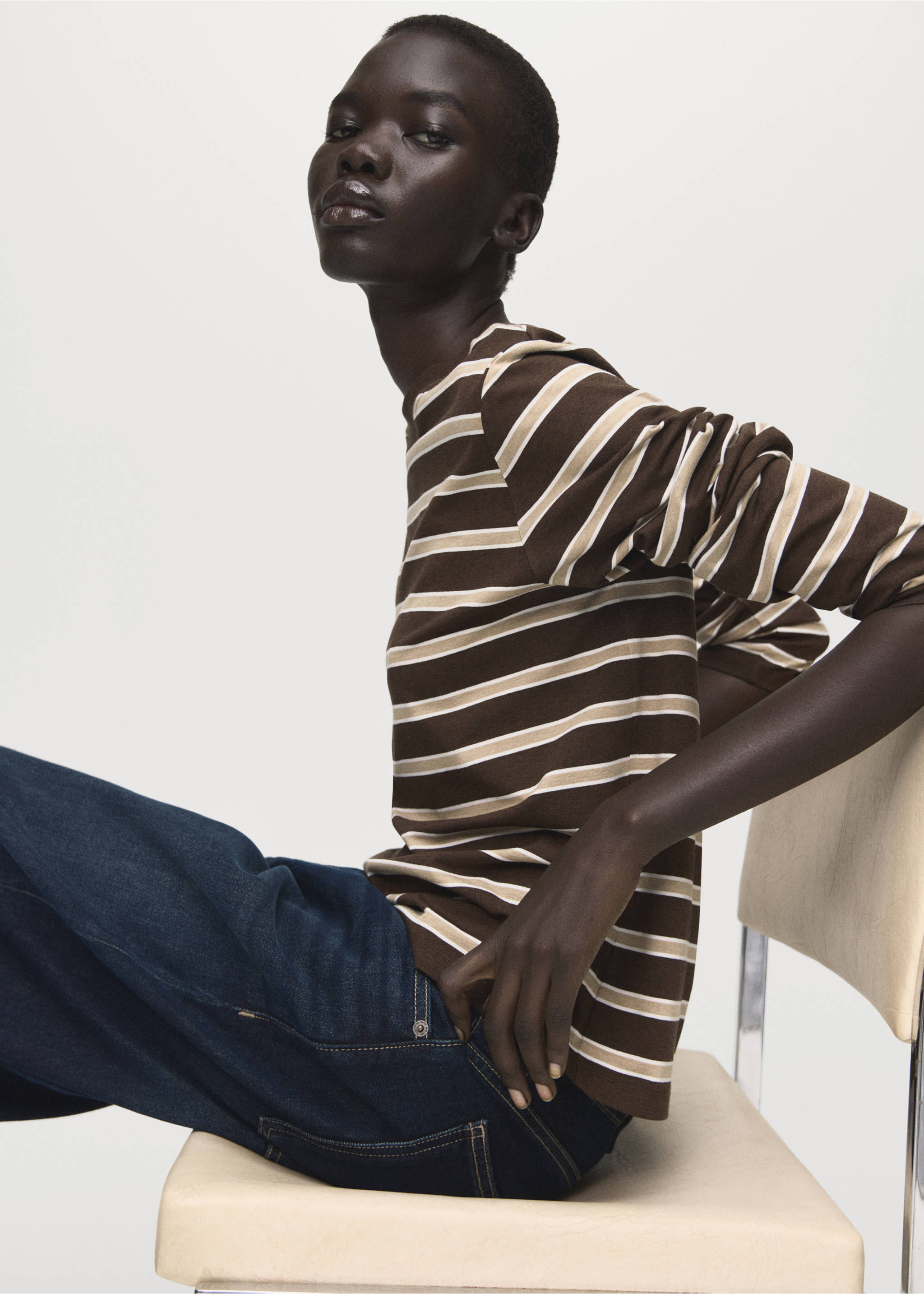 T-shirt rayé manches longues - Plan moyen, Marron. Ref: 27001358-00.